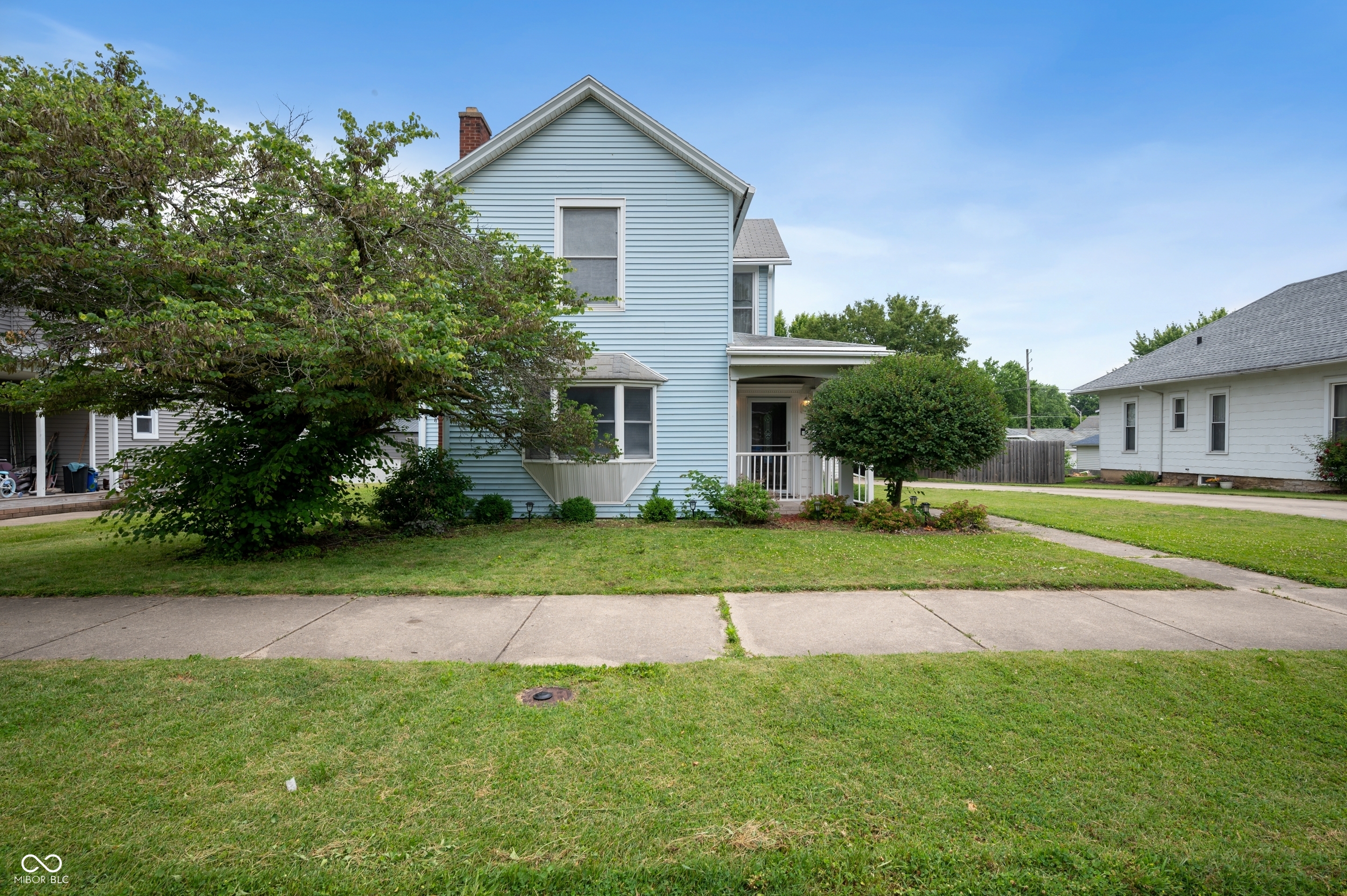 2116 Spear Street