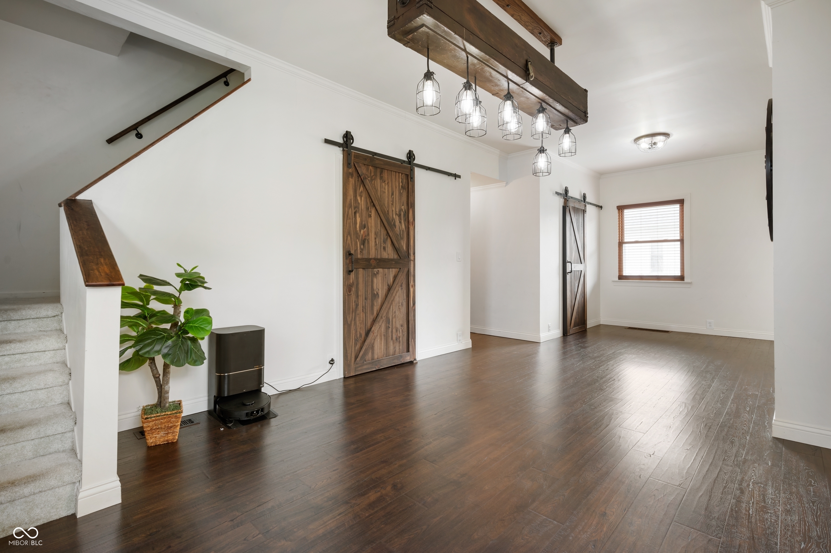 2116 Spear Street