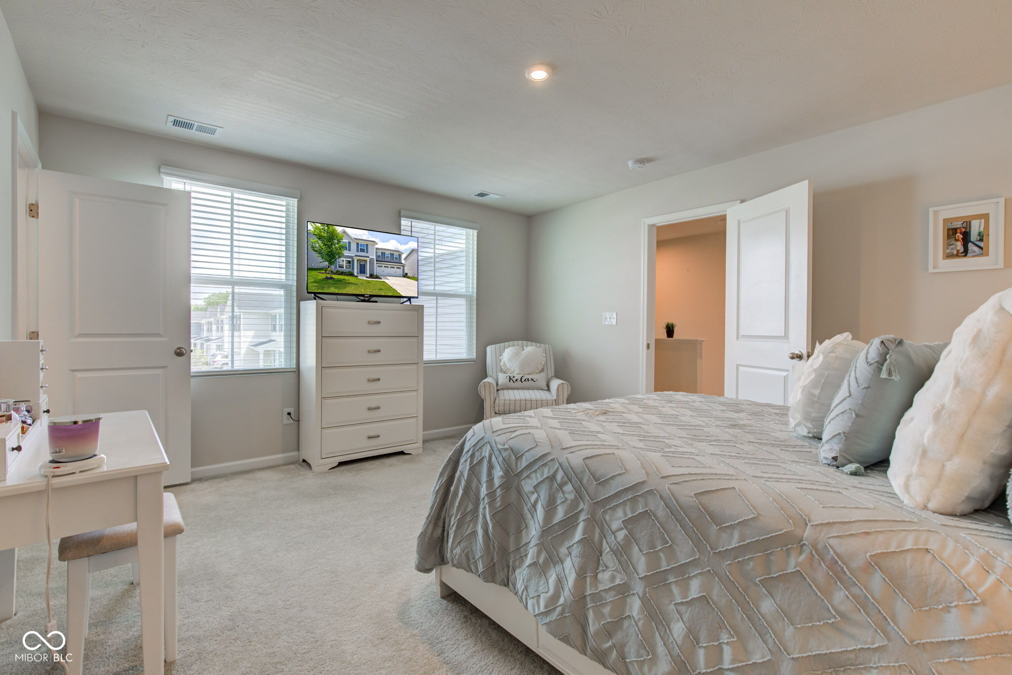 853 Woodbridge Way