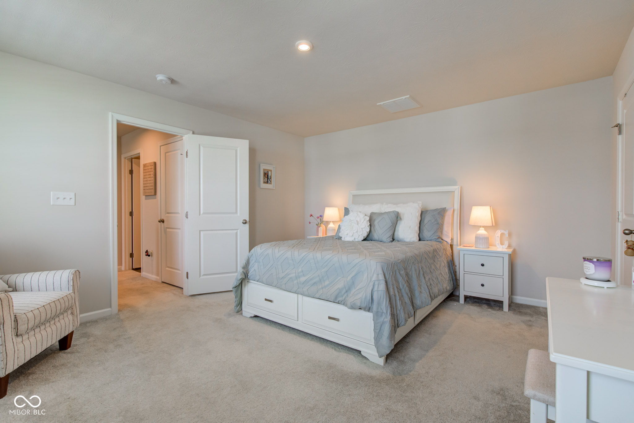 853 Woodbridge Way