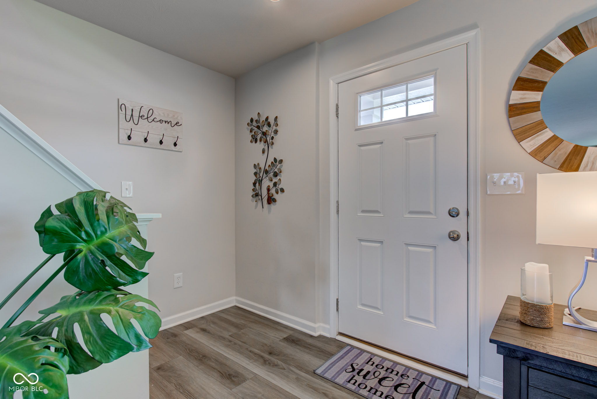 853 Woodbridge Way