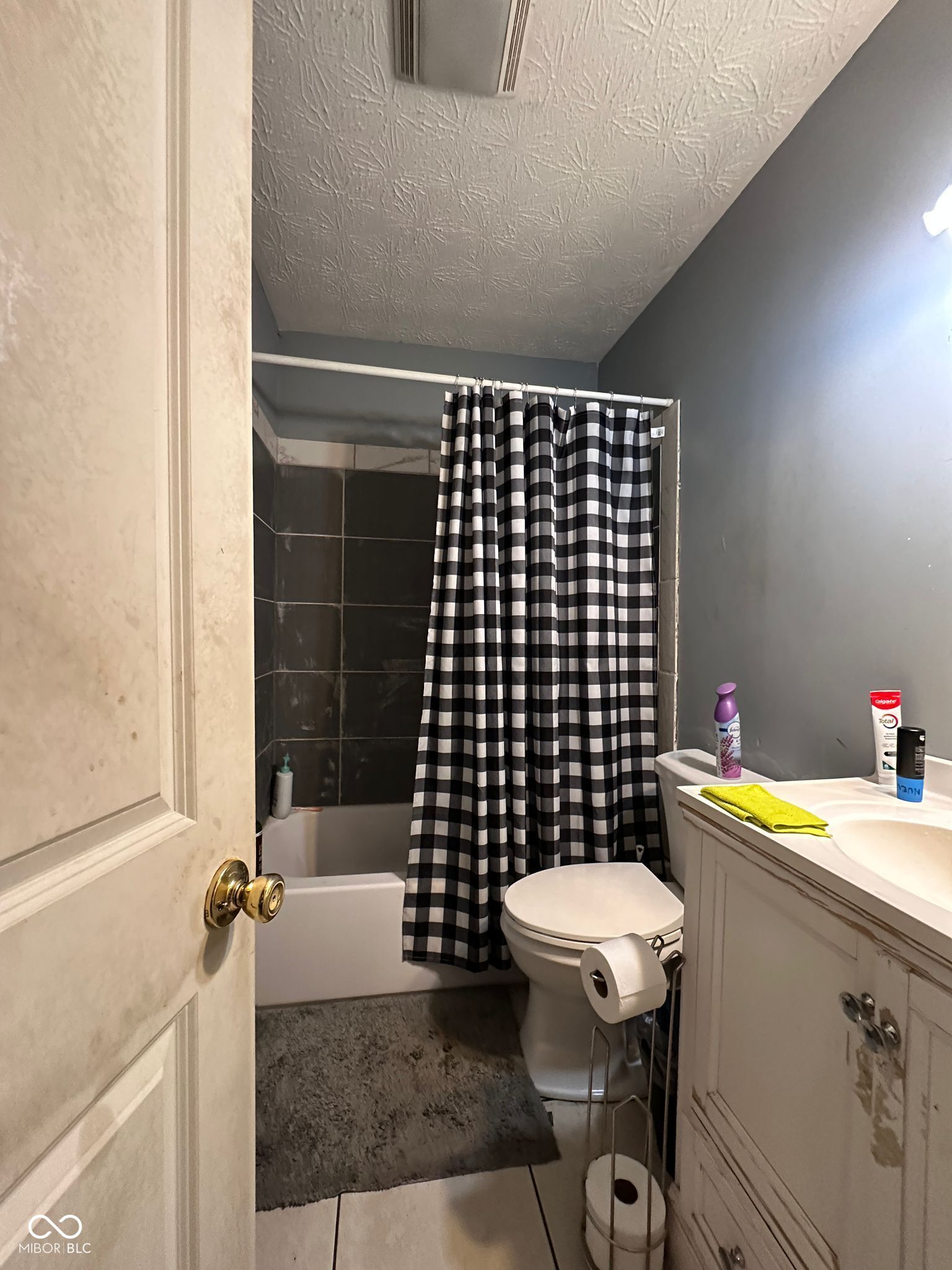 1728 N Somerset Avenue