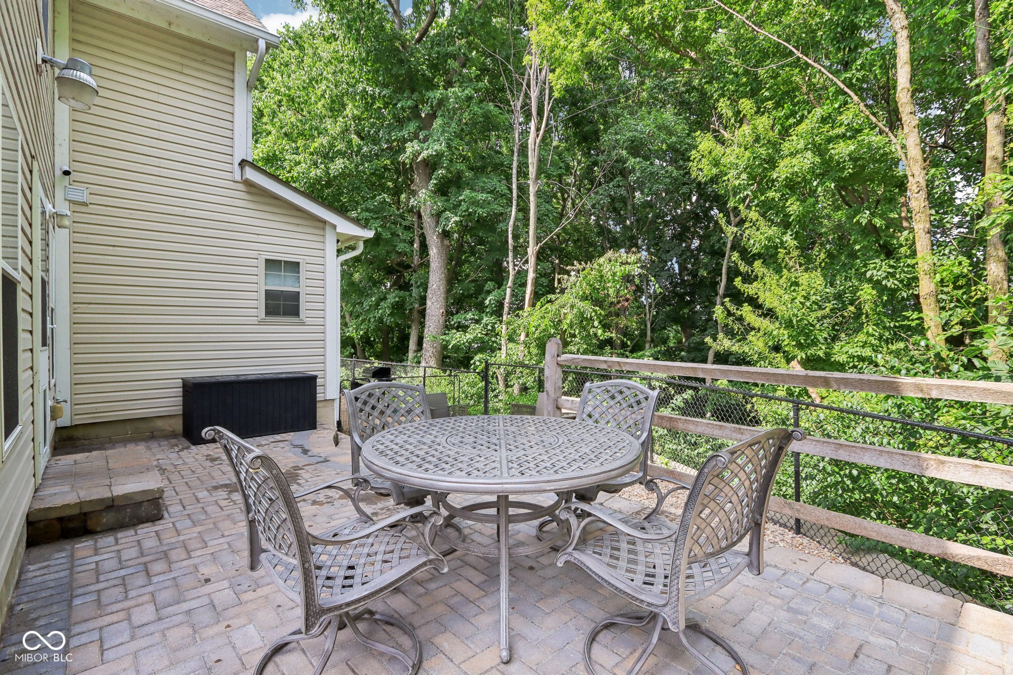 829 Pioneer Woods Drive