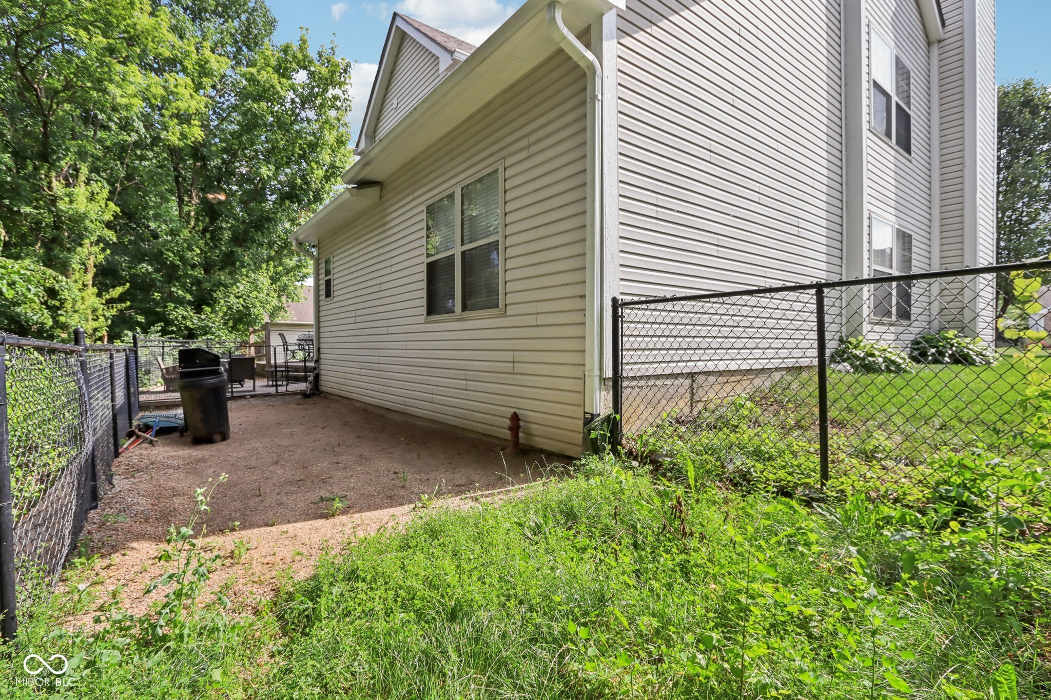 829 Pioneer Woods Drive