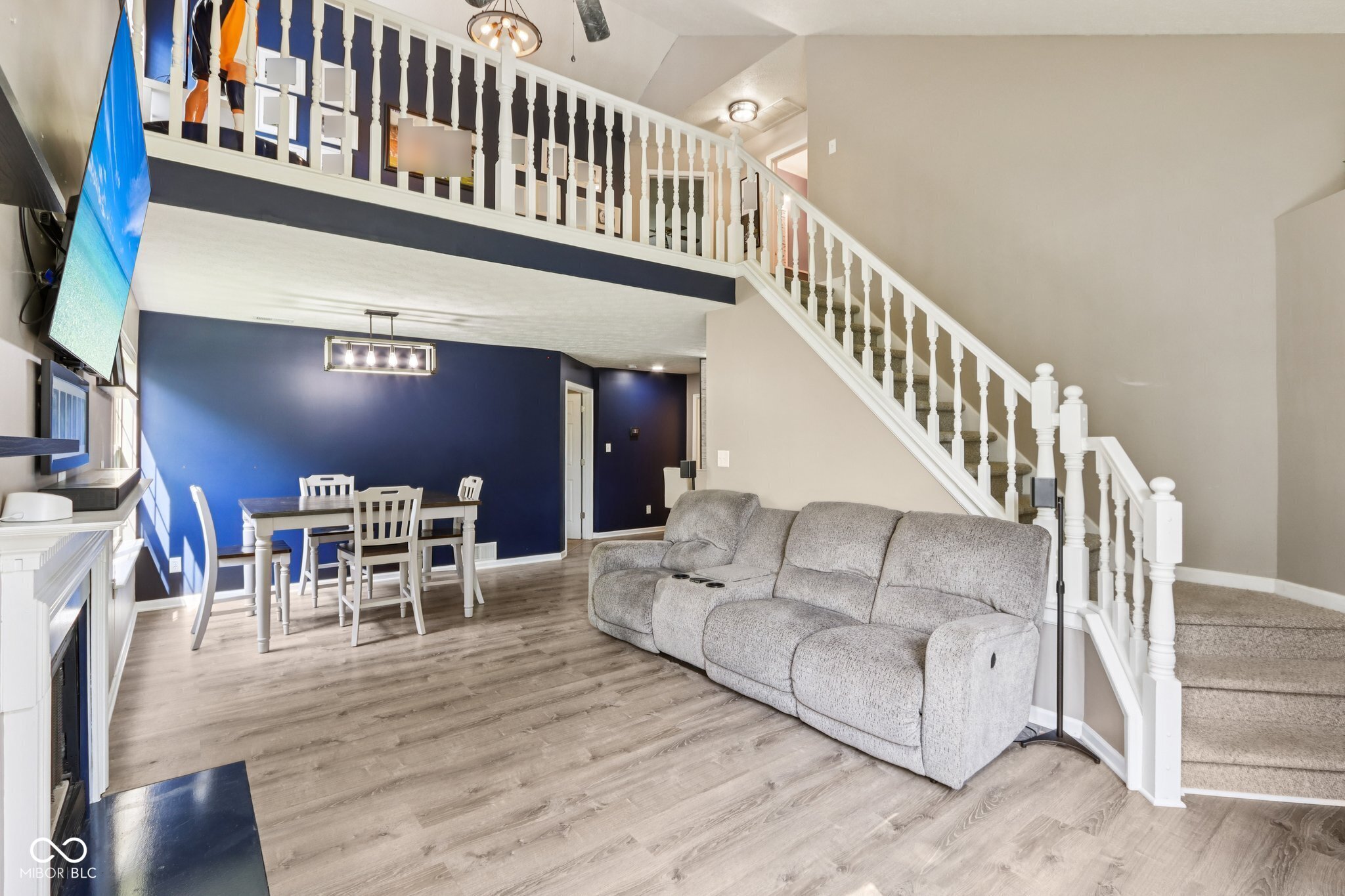 829 Pioneer Woods Drive