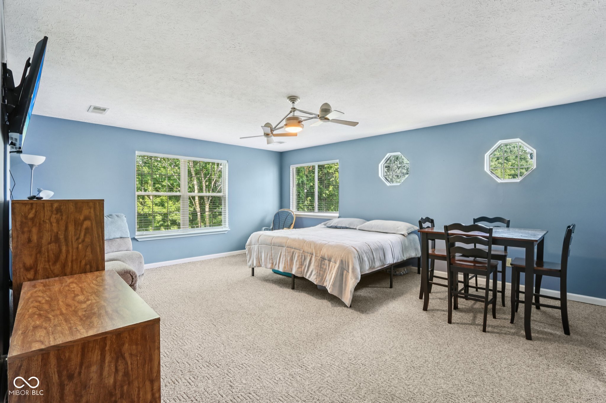 829 Pioneer Woods Drive