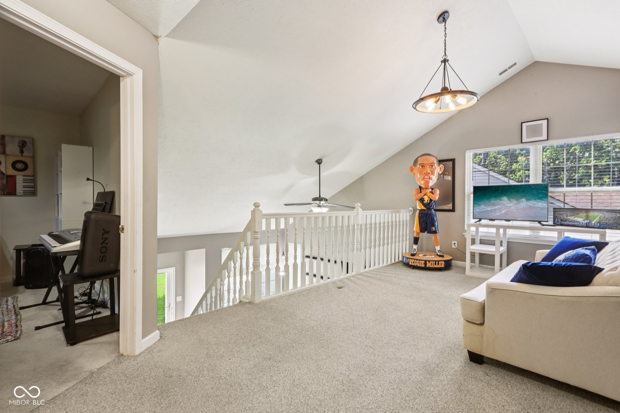 829 Pioneer Woods Drive