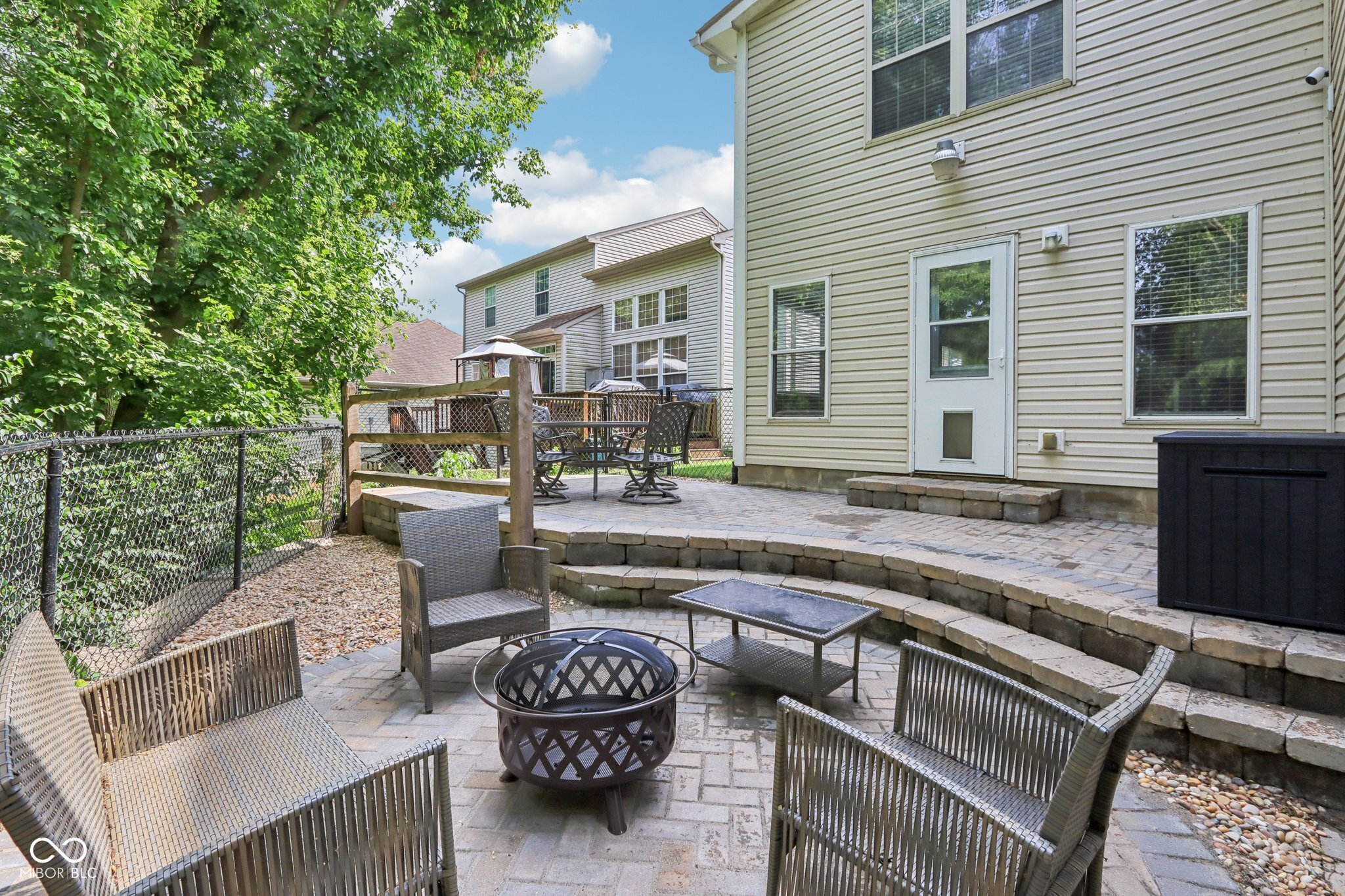 829 Pioneer Woods Drive