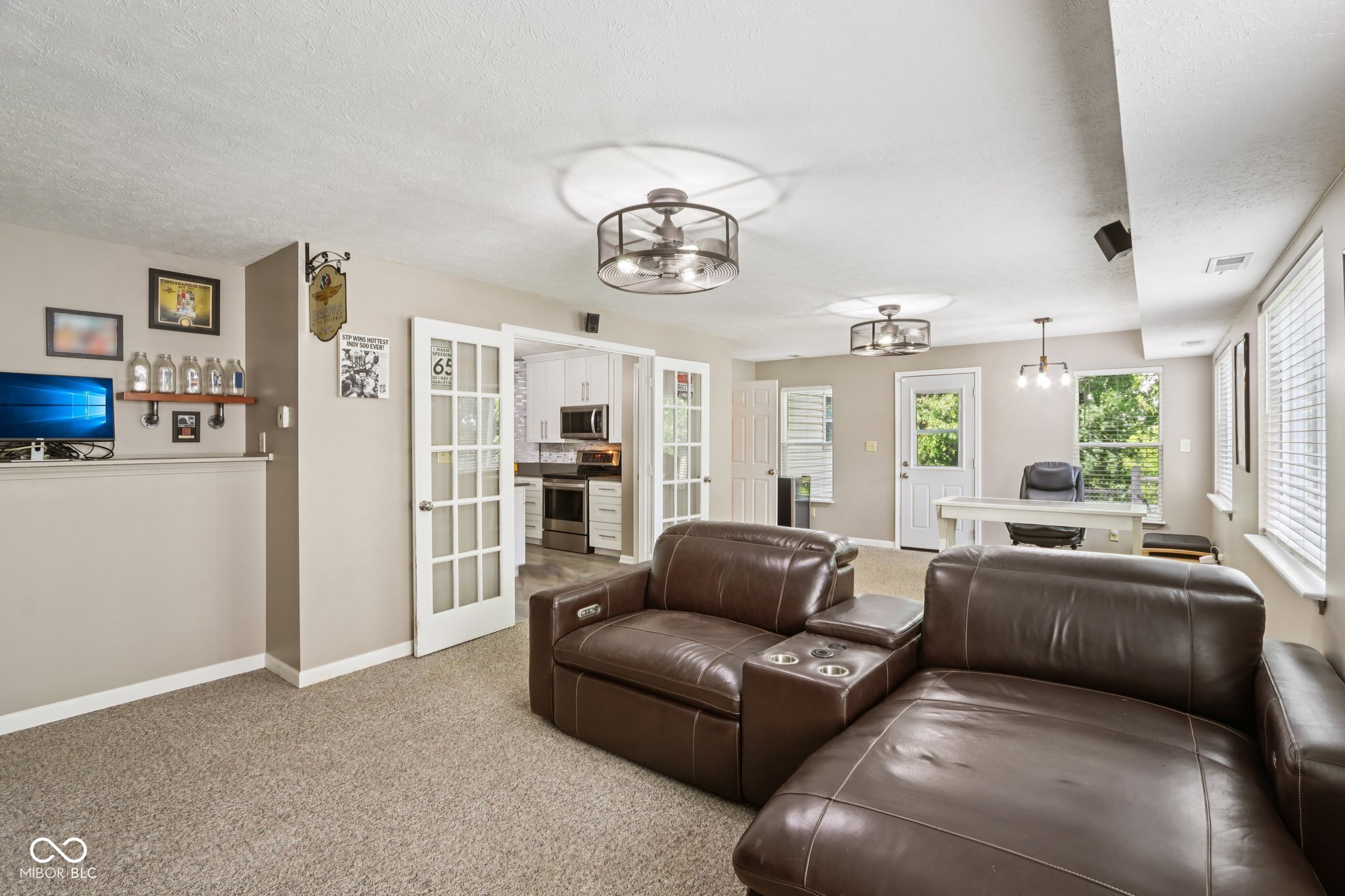 829 Pioneer Woods Drive