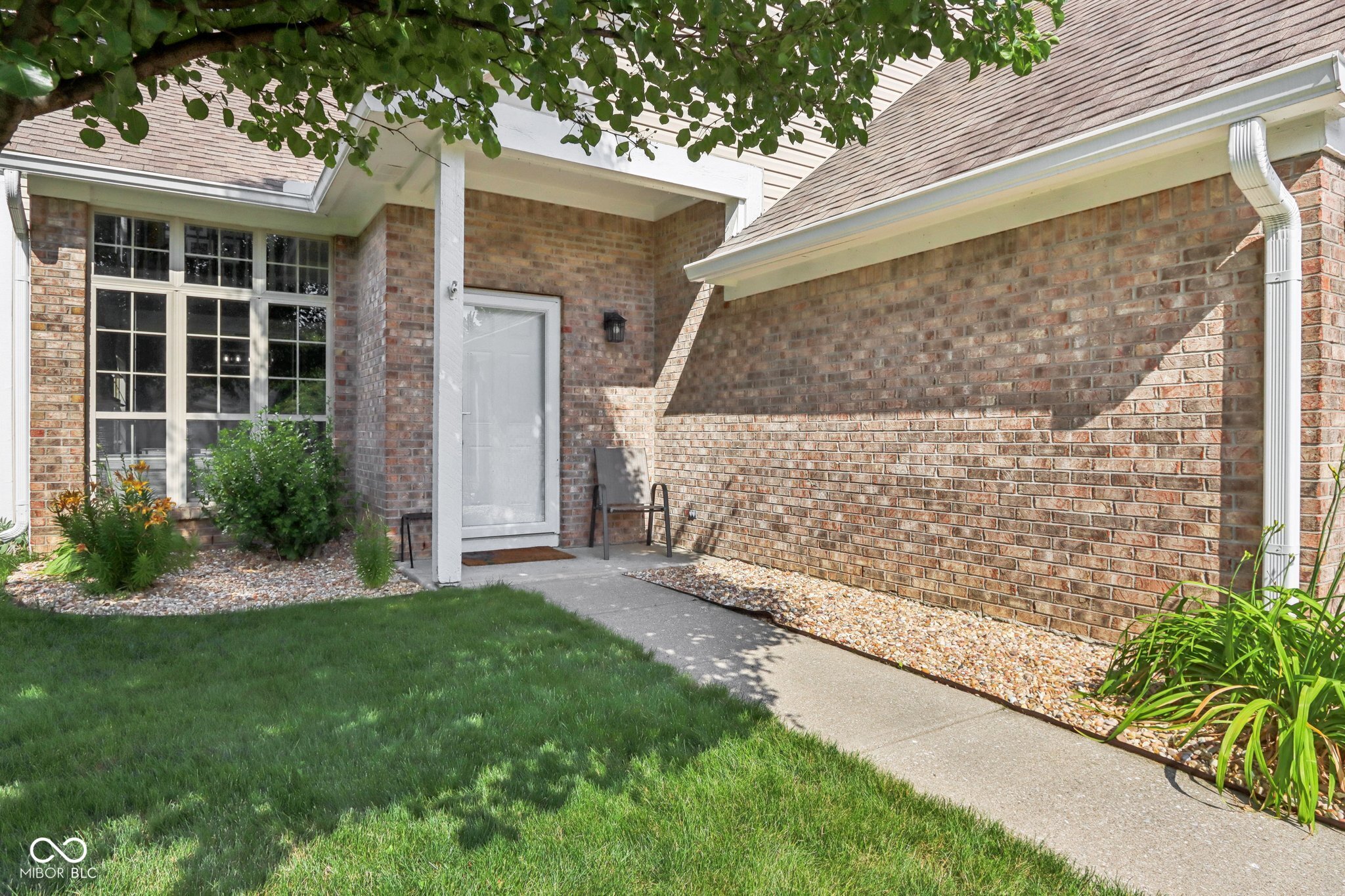 829 Pioneer Woods Drive
