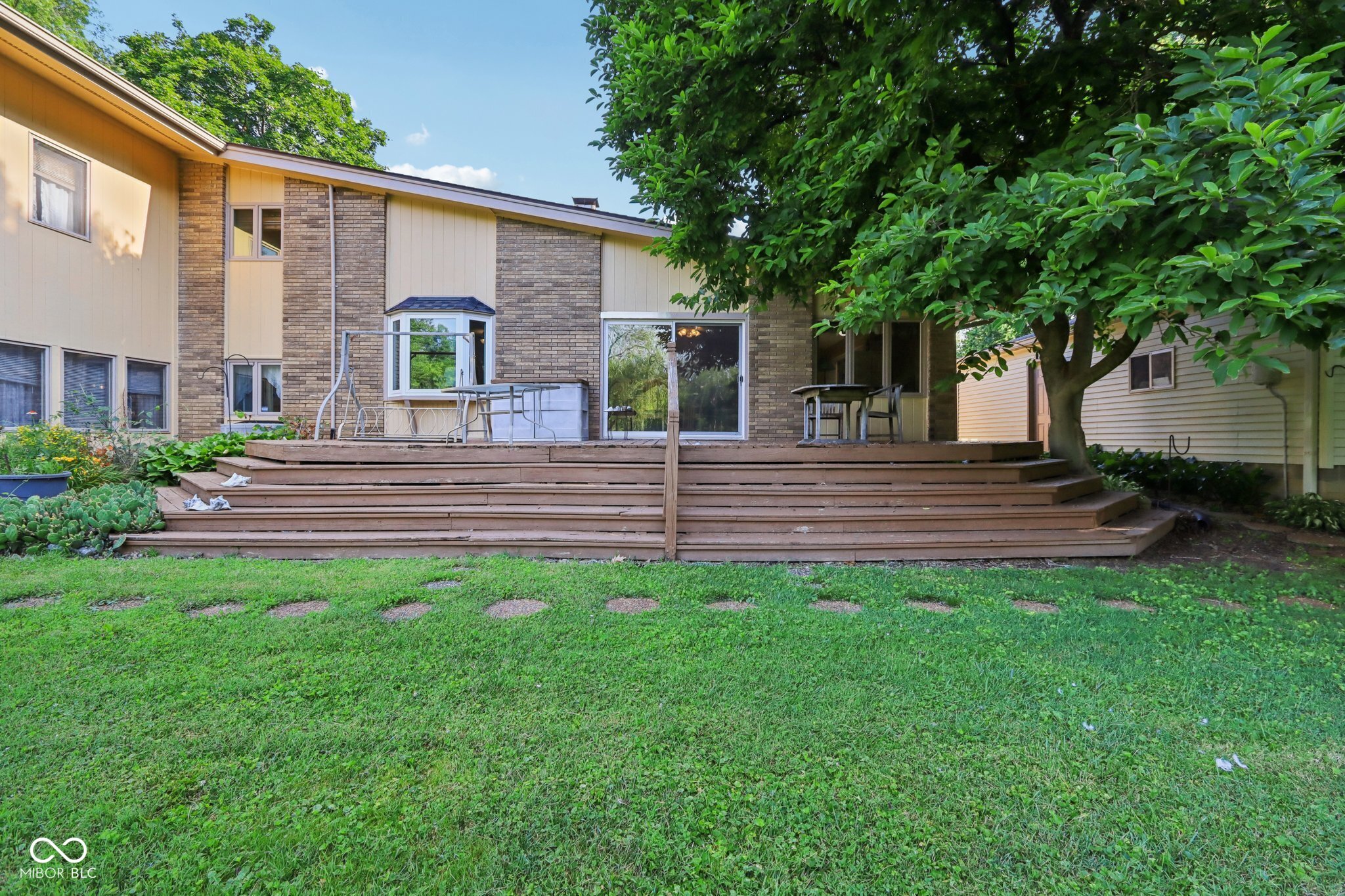 3265 Tulip Drive