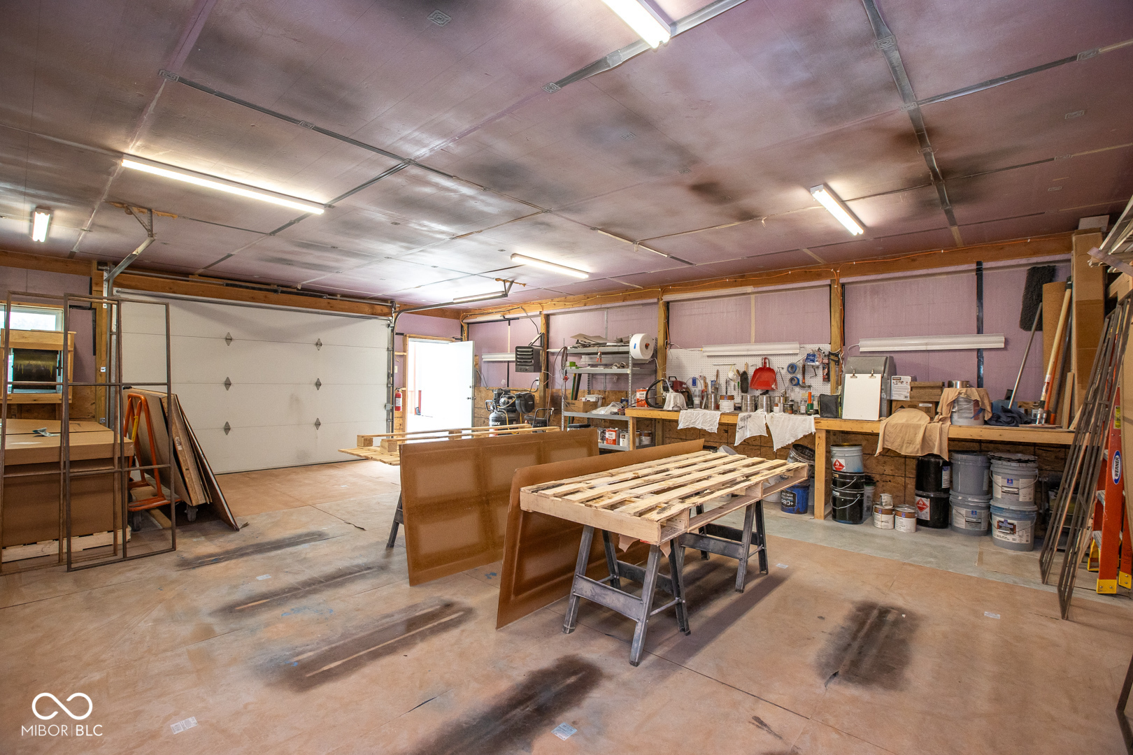 3542 W Us Highway 40