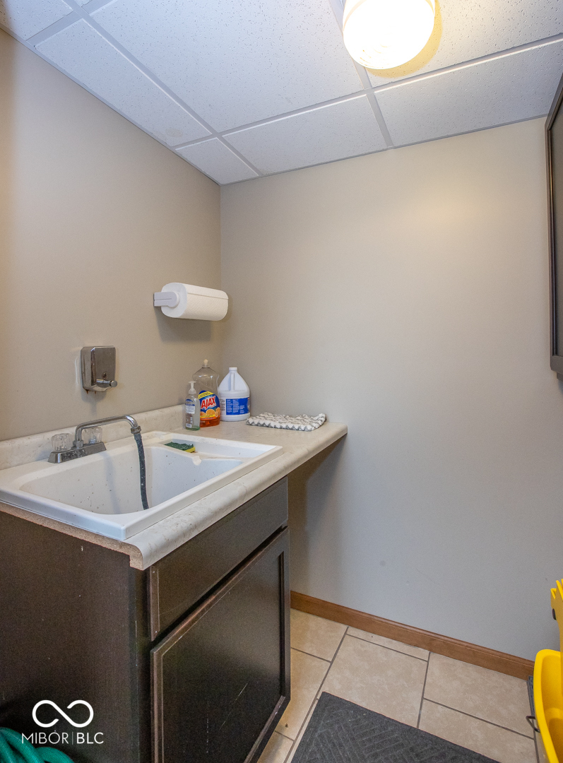 3542 W Us Highway 40