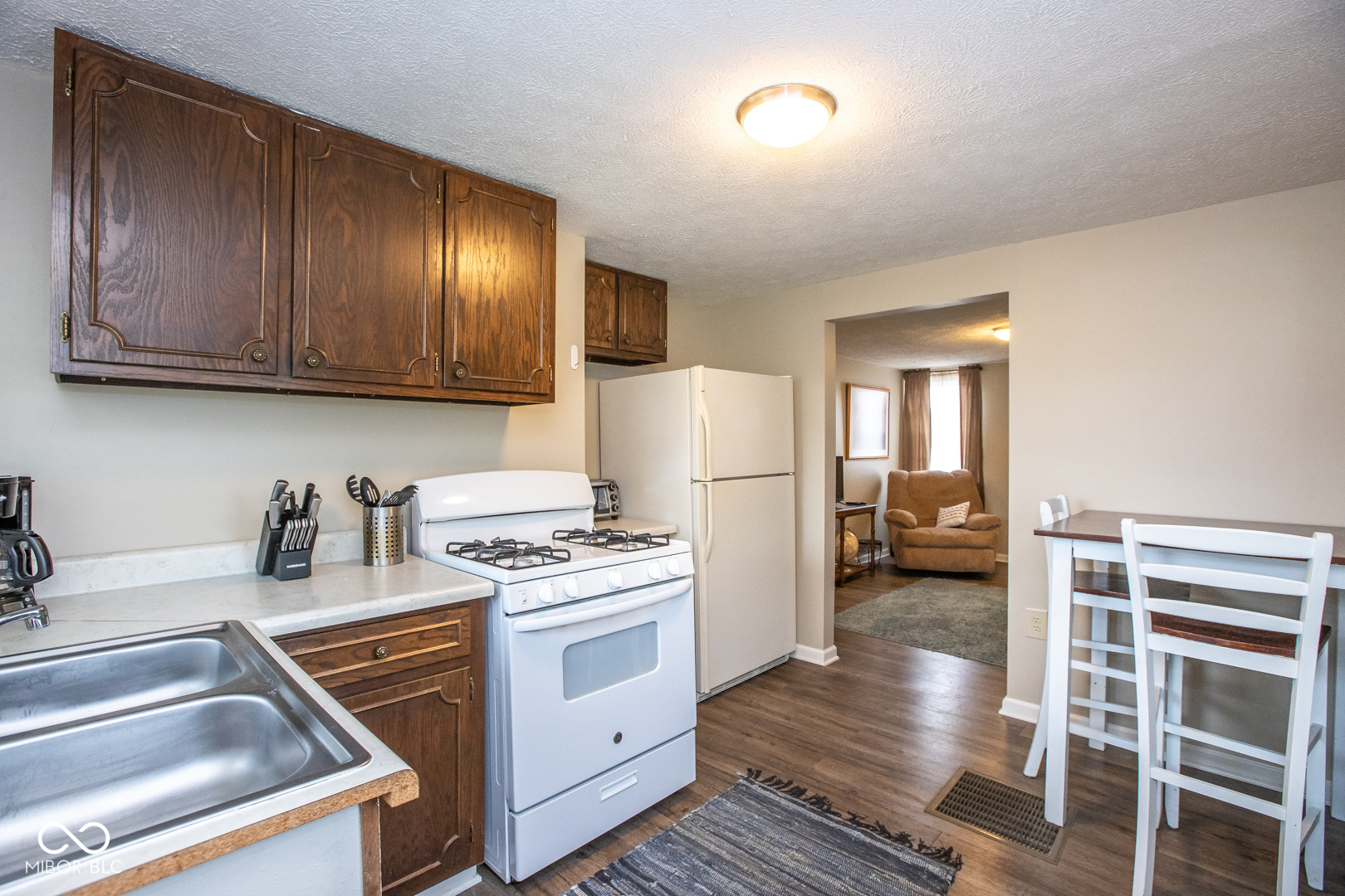 3542 W Us Highway 40