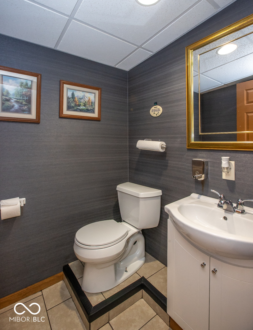 3542 W Us Highway 40