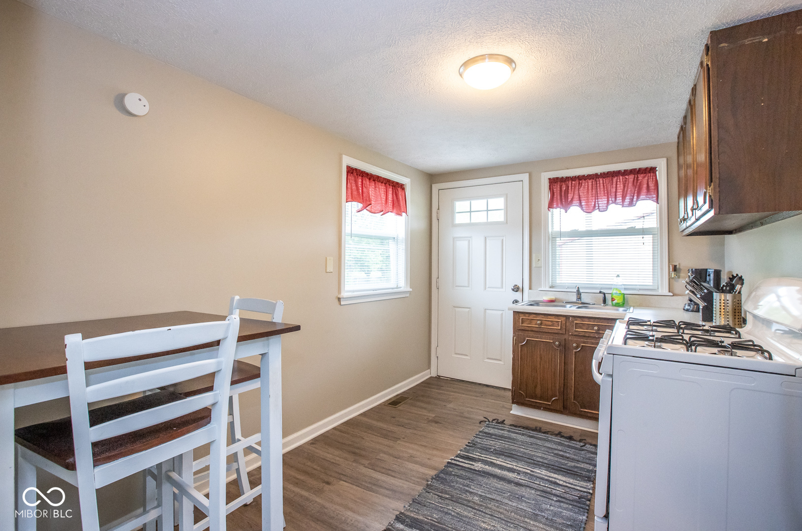 3542 W Us Highway 40