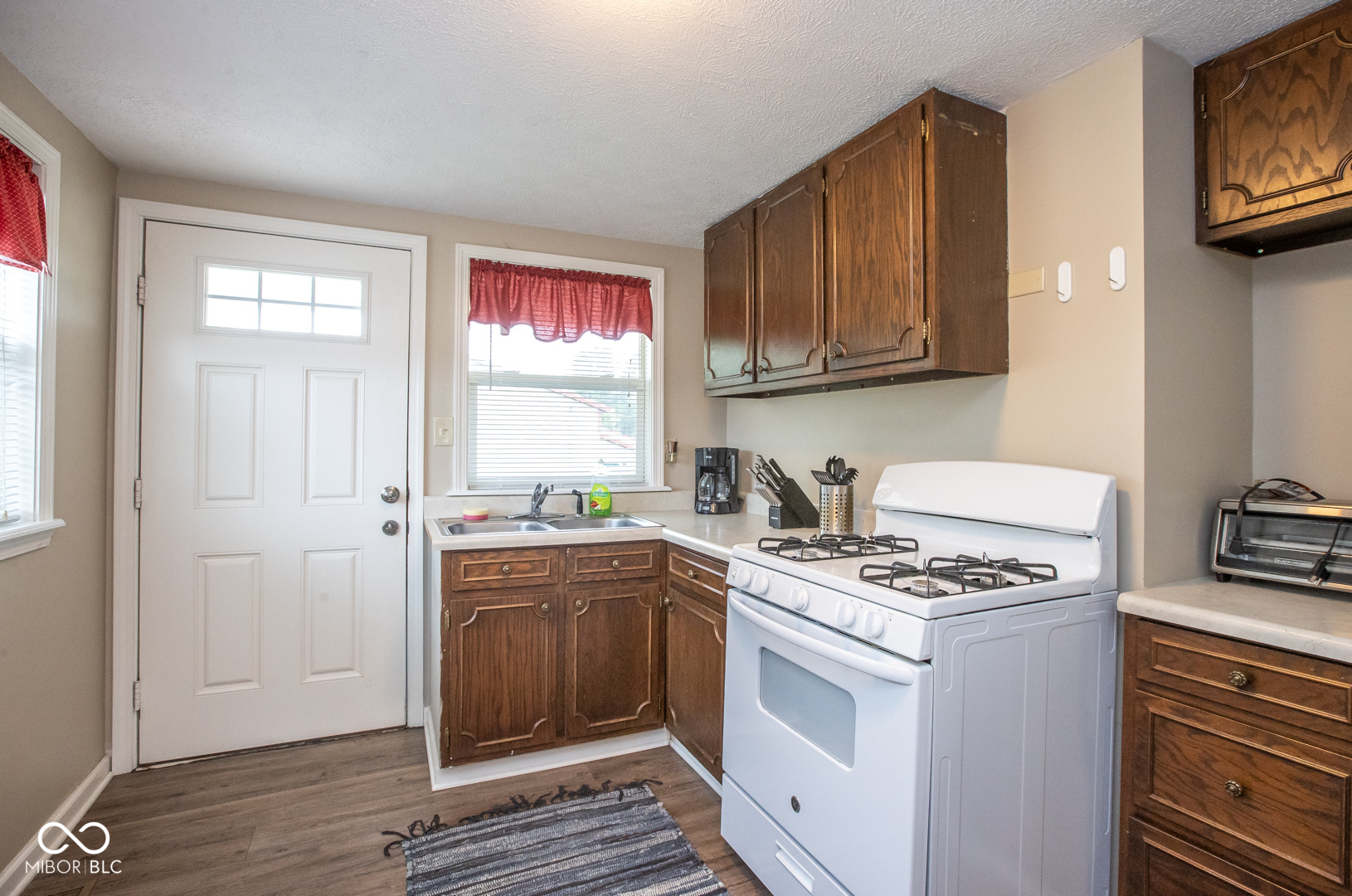 3542 W Us Highway 40