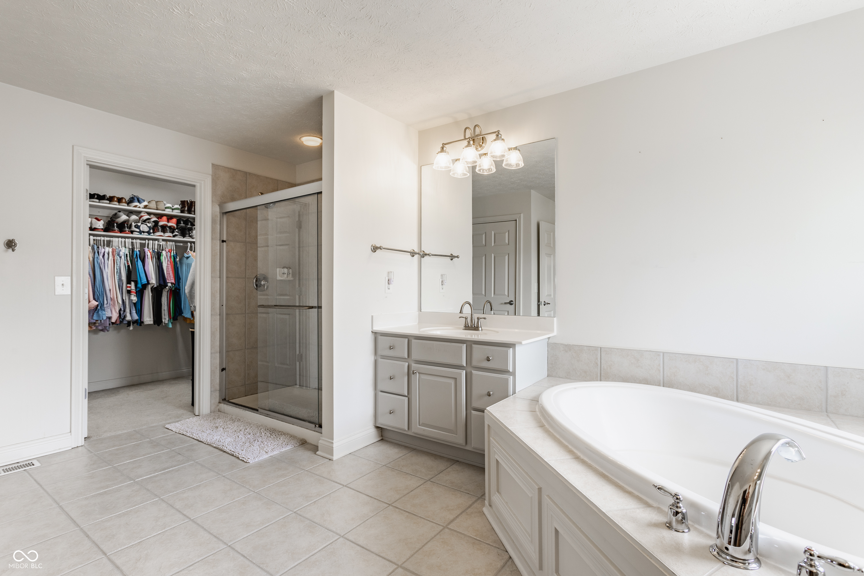 9237 Rocky Cay Court