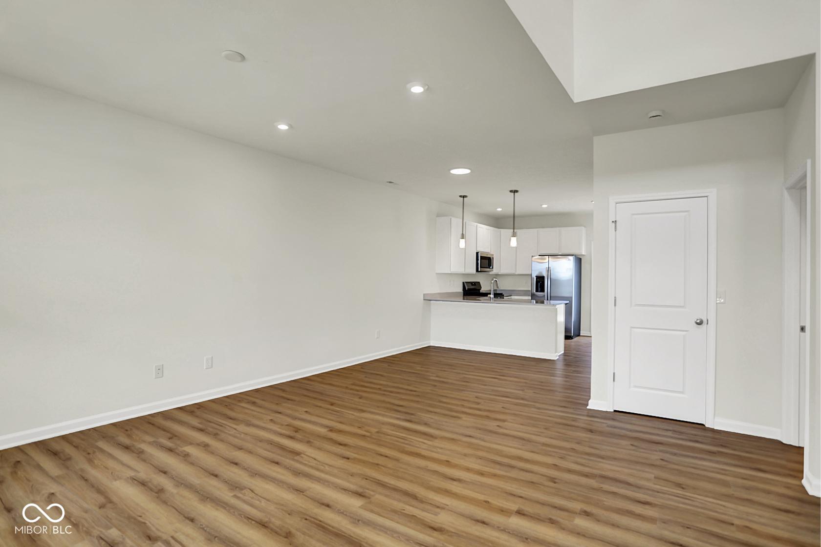 3933 Wren Drive