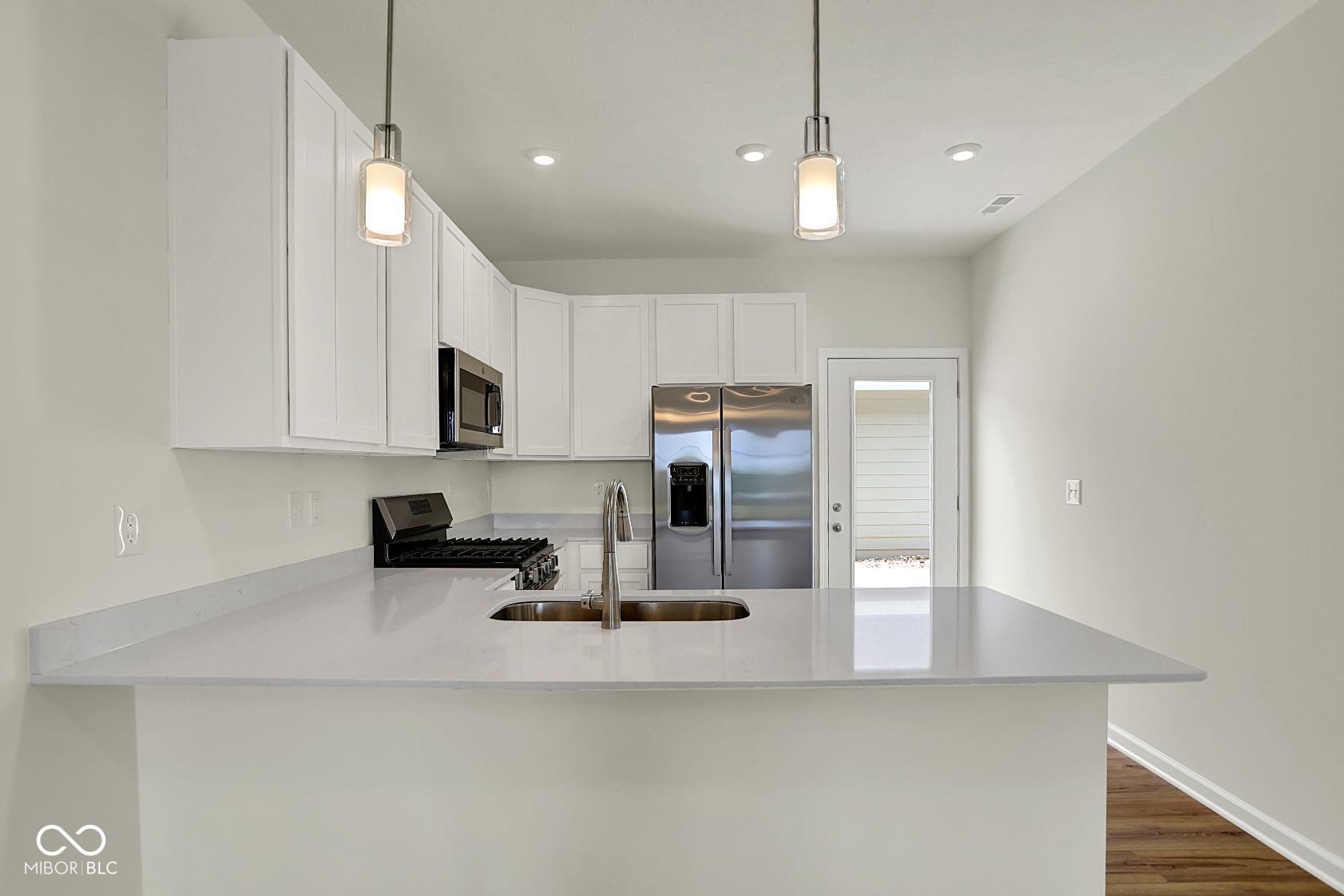 3933 Wren Drive
