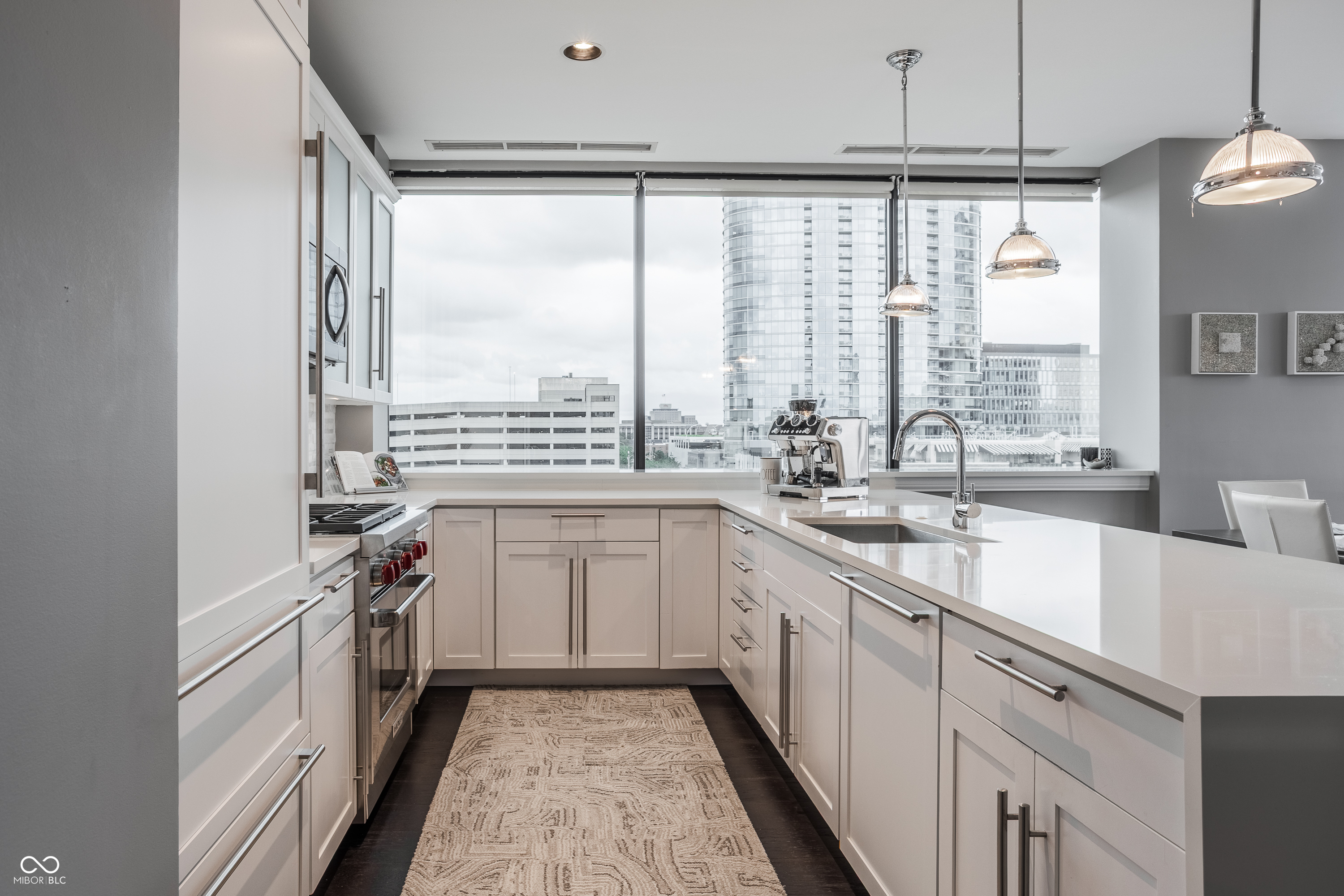 225 N New Jersey Street Unit: 52