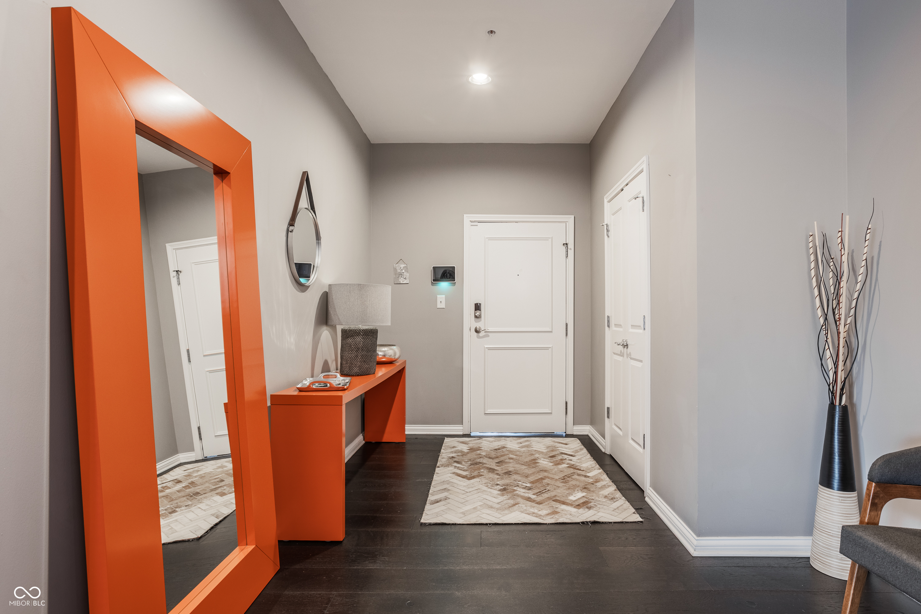 225 N New Jersey Street Unit: 52