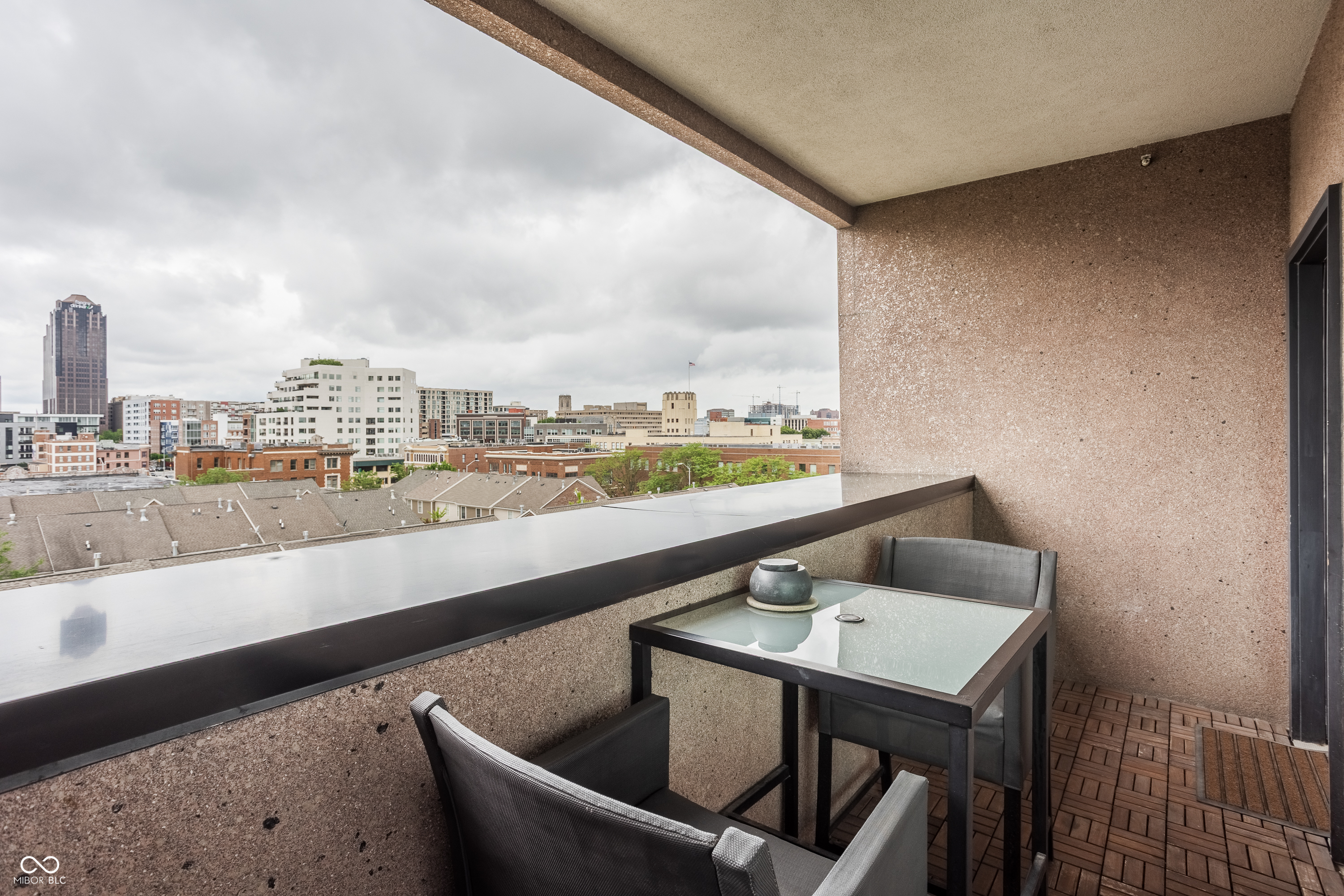 225 N New Jersey Street Unit: 52
