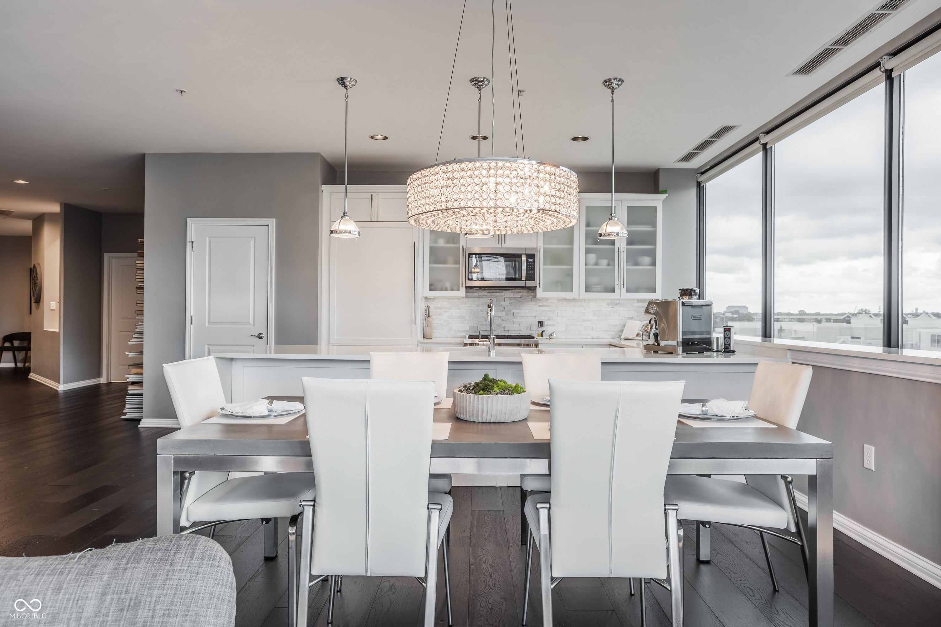 225 N New Jersey Street Unit: 52