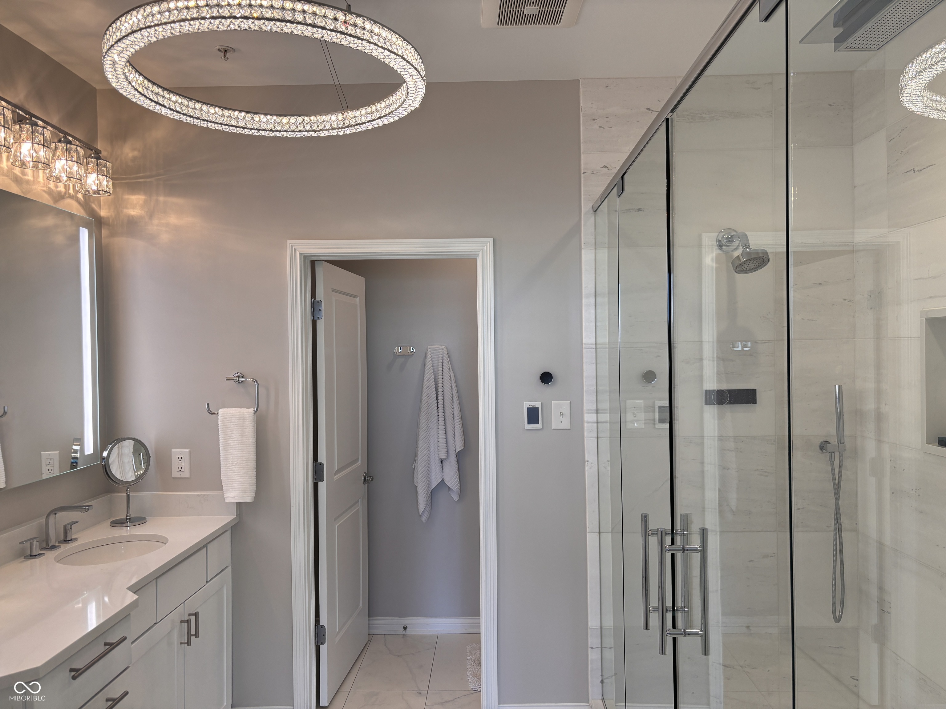 225 N New Jersey Street Unit: 52