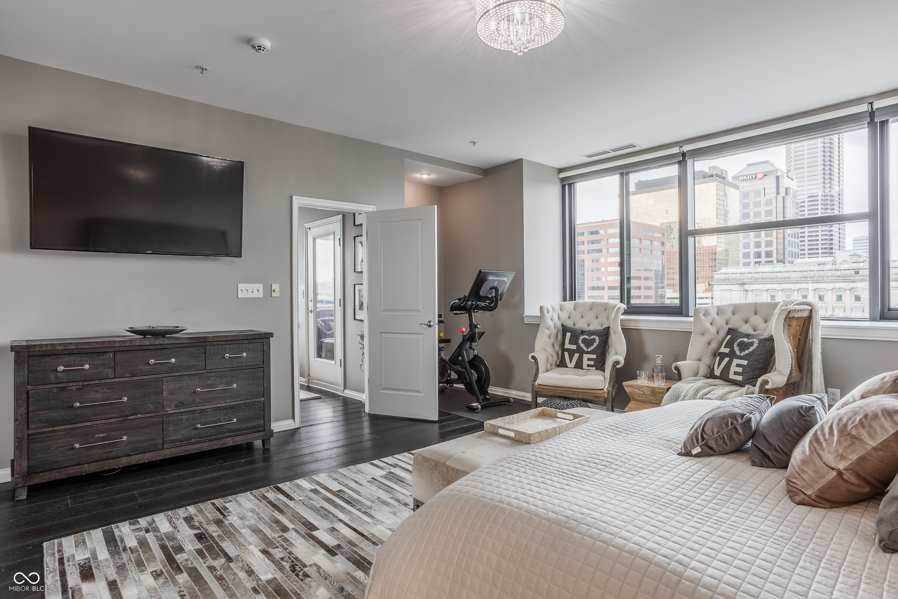 225 N New Jersey Street Unit: 52