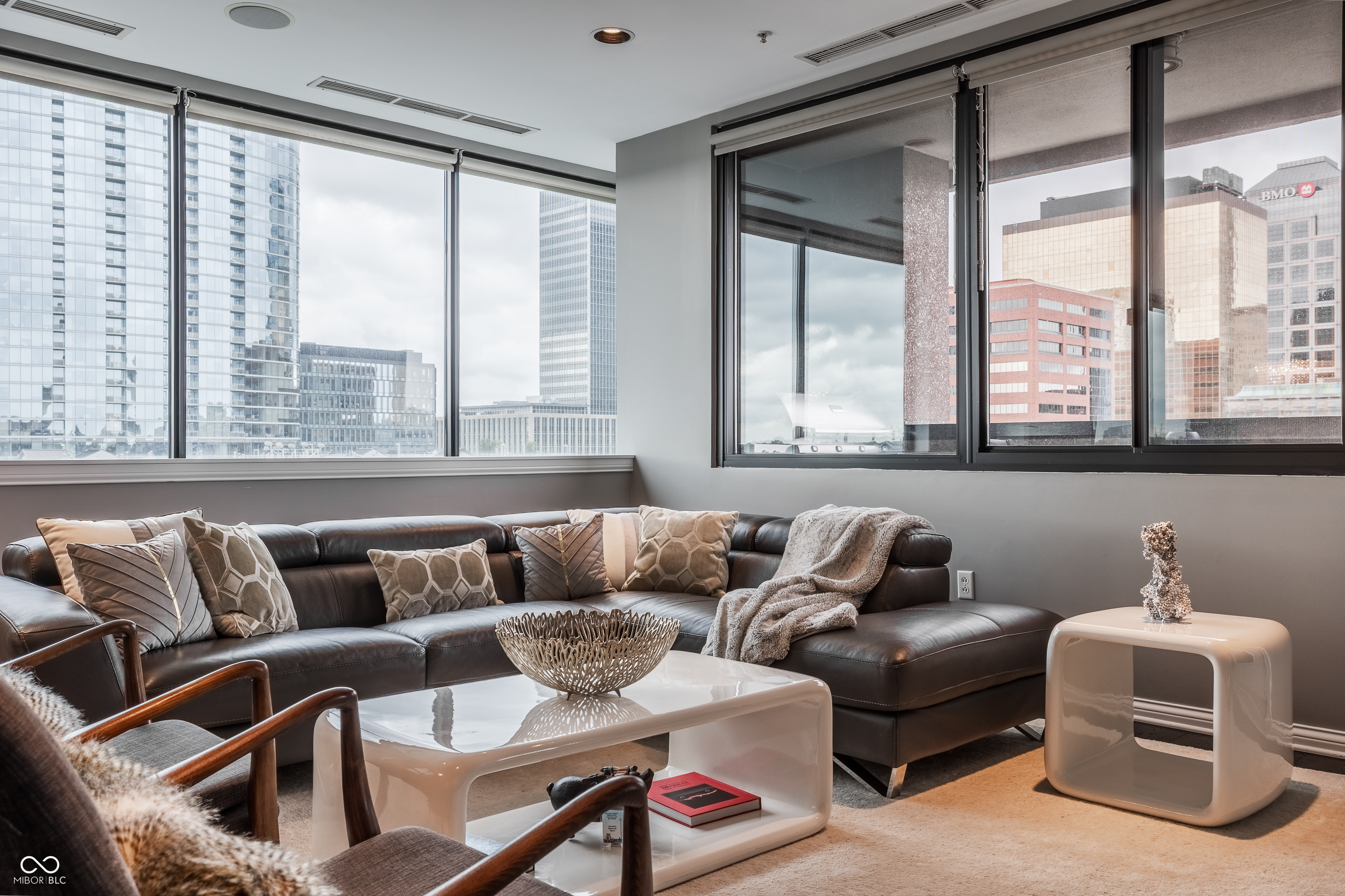 225 N New Jersey Street Unit: 52