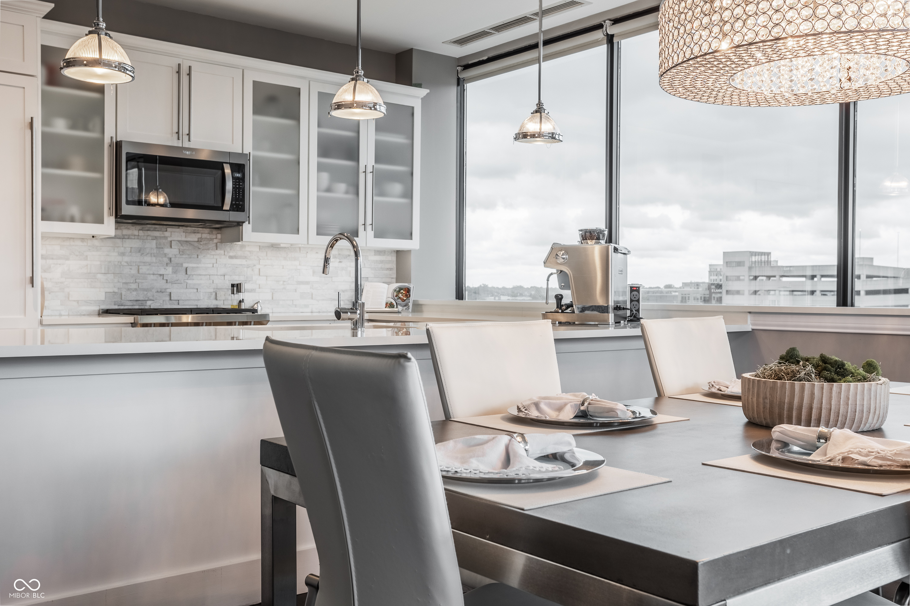 225 N New Jersey Street Unit: 52