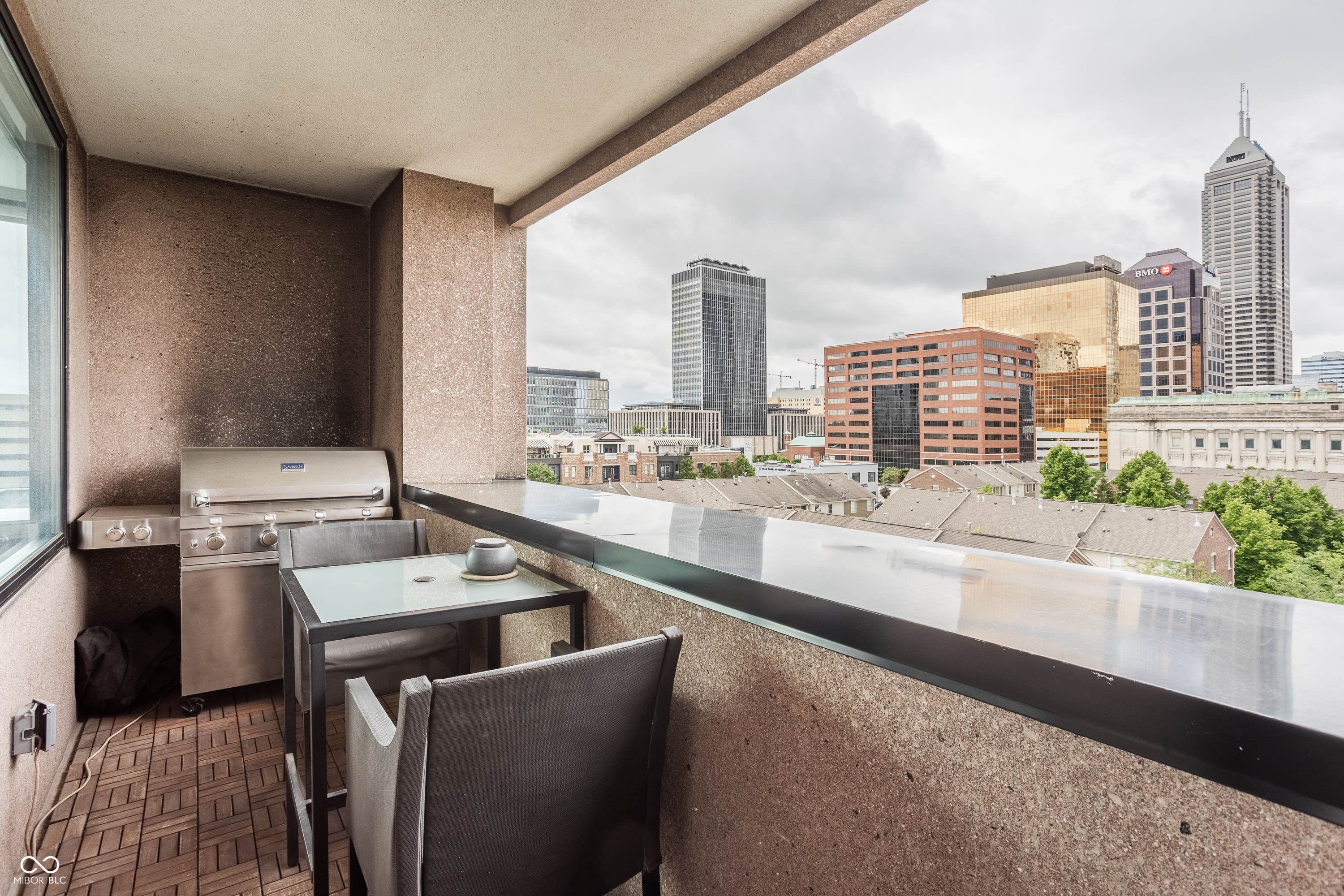 225 N New Jersey Street Unit: 52