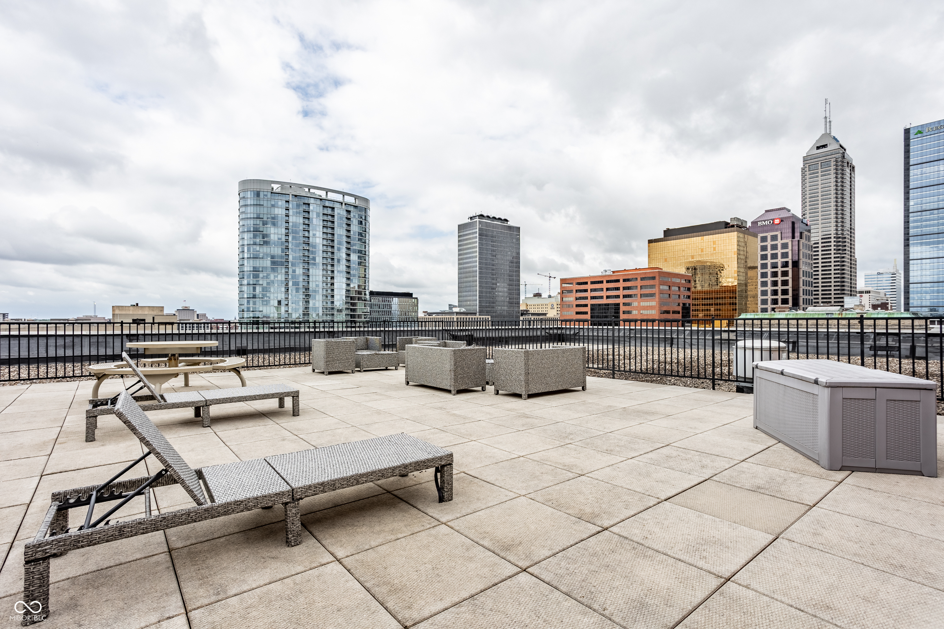 225 N New Jersey Street Unit: 52