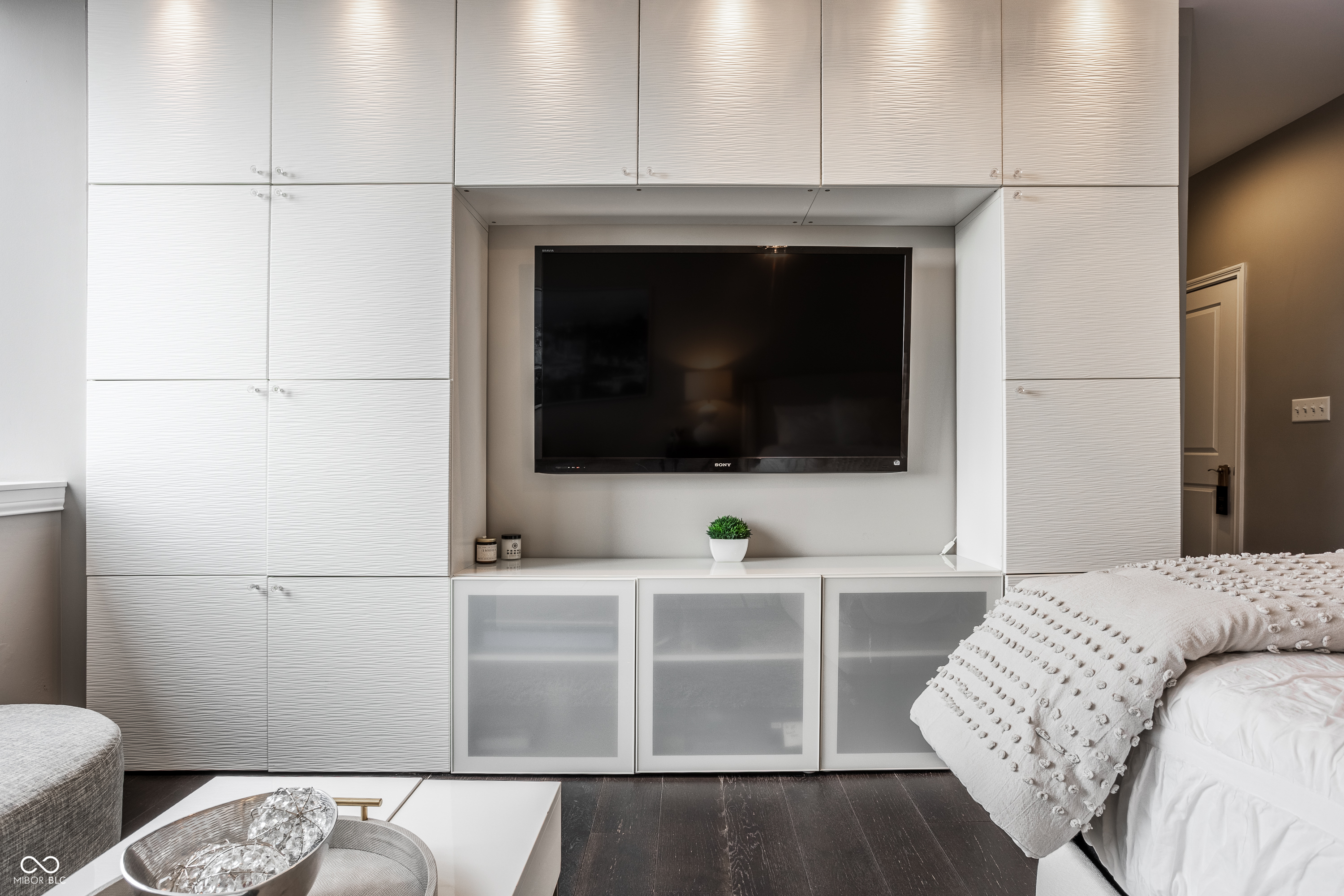 225 N New Jersey Street Unit: 52