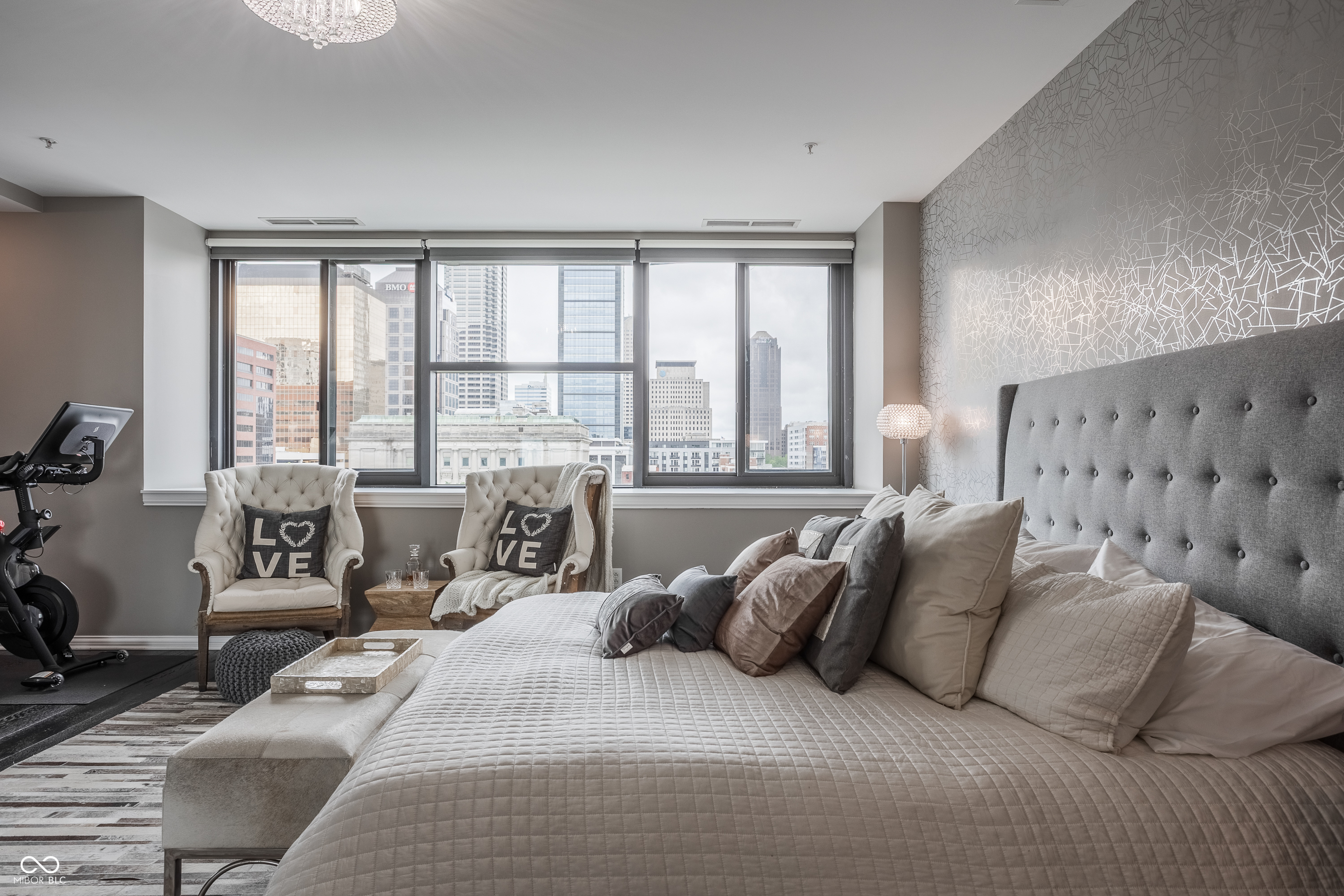 225 N New Jersey Street Unit: 52