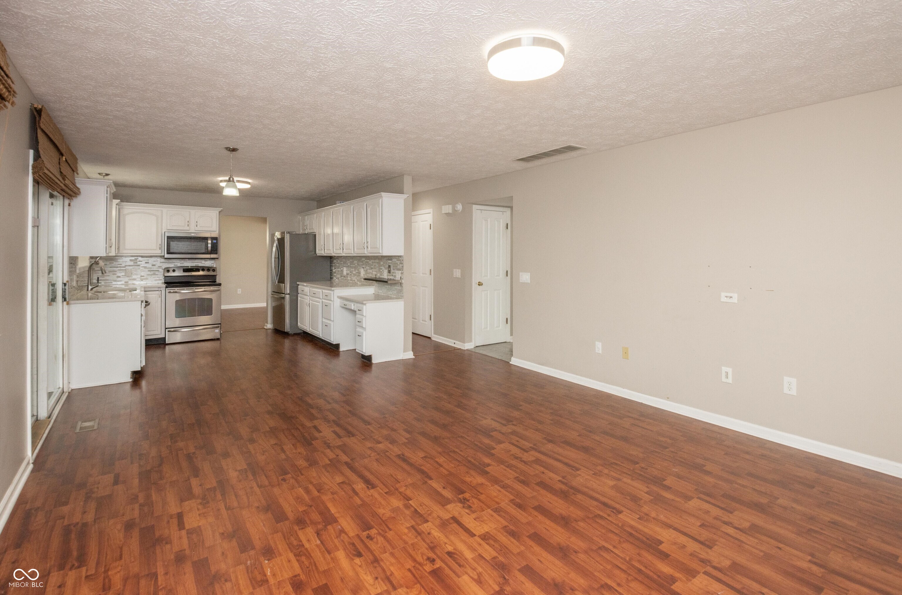 6465 Robinsrock Drive