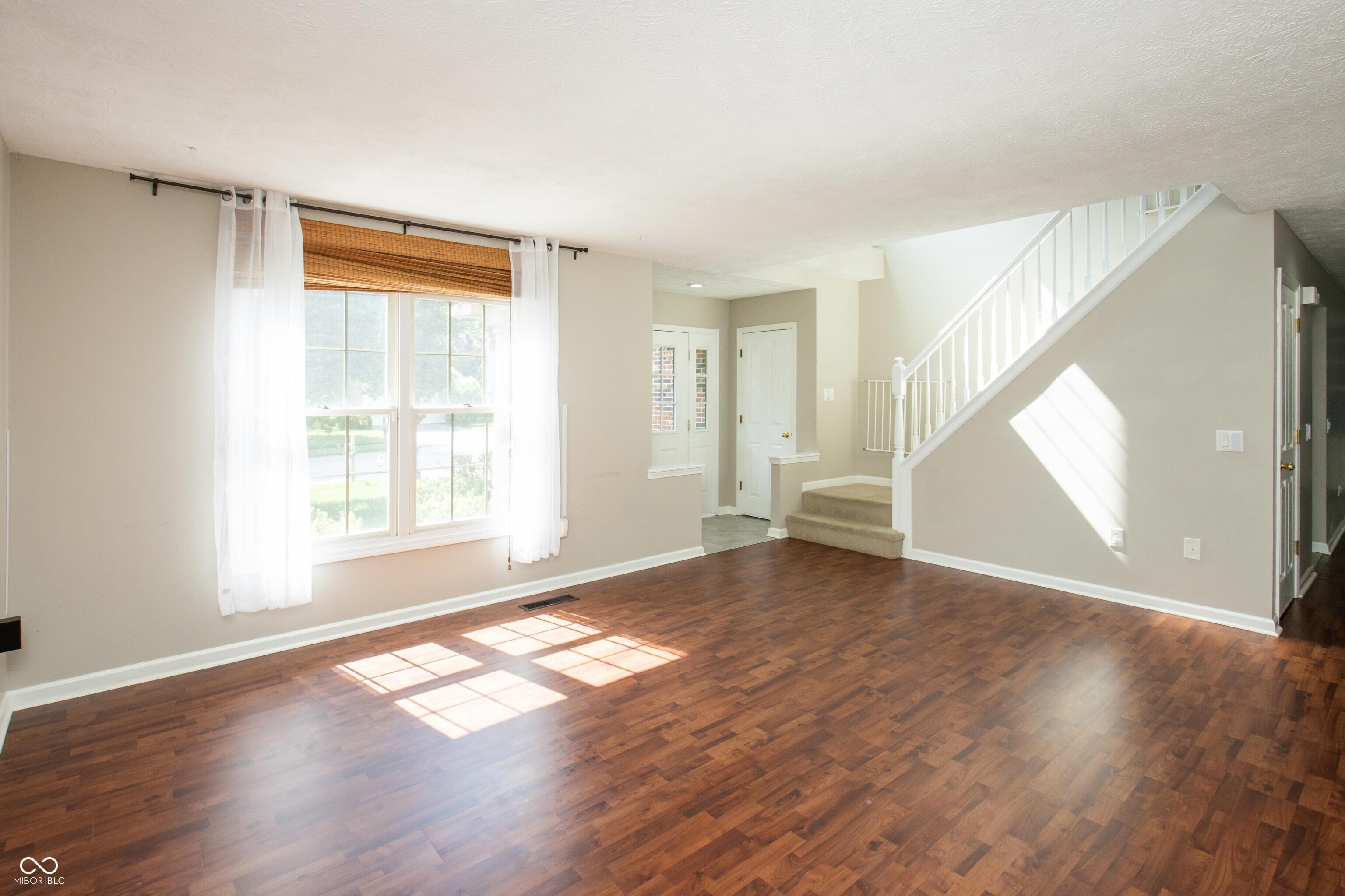 6465 Robinsrock Drive