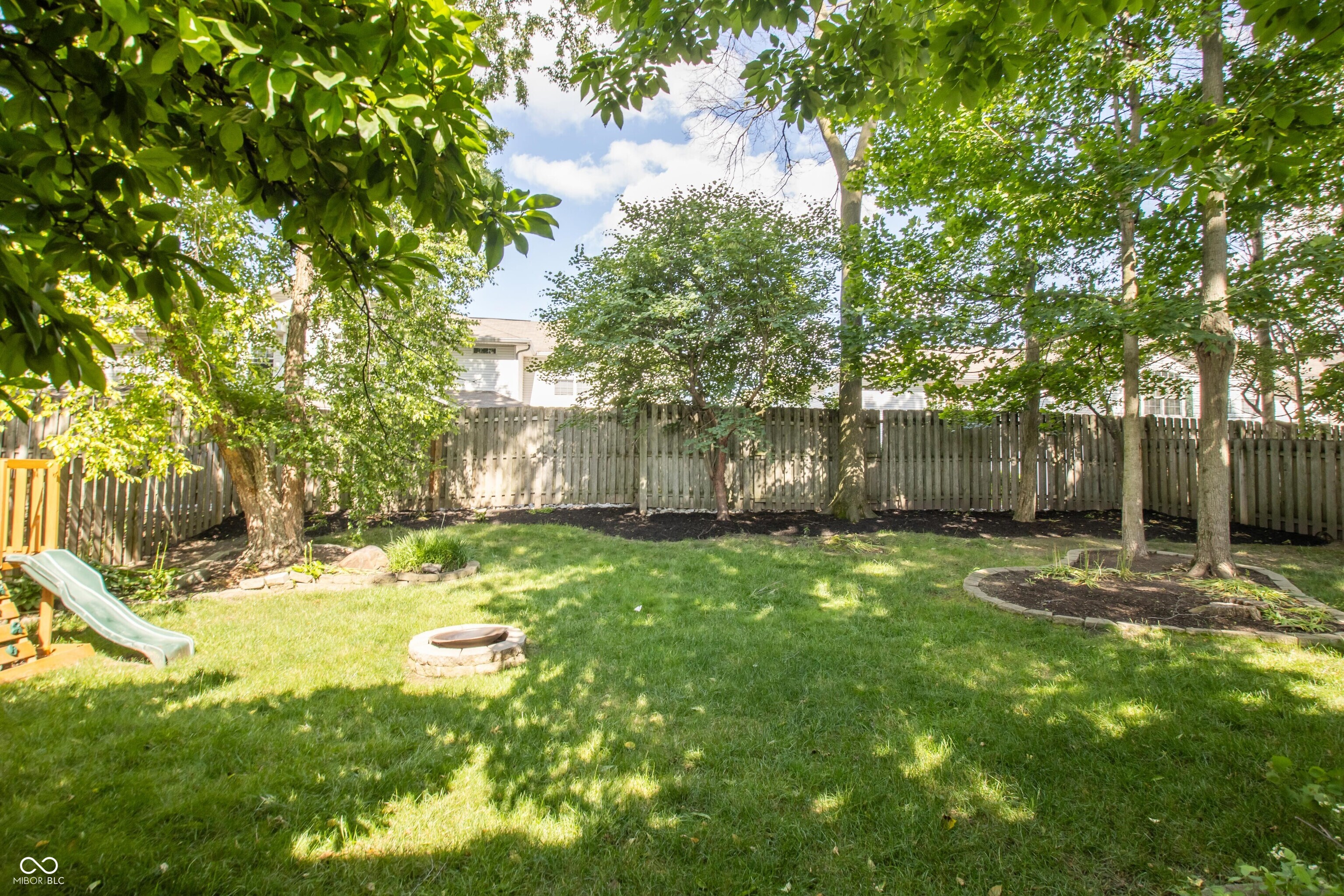 6465 Robinsrock Drive