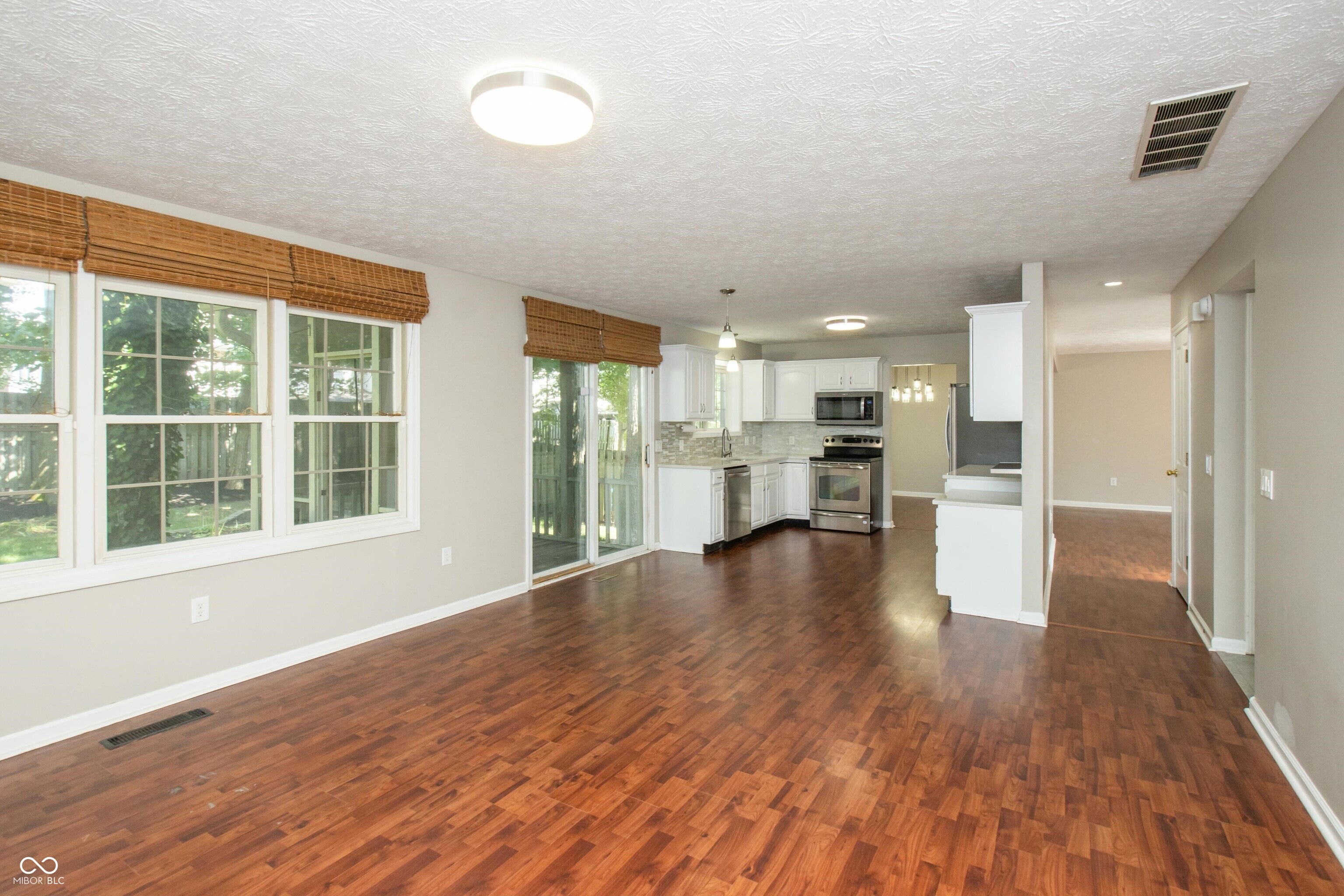 6465 Robinsrock Drive