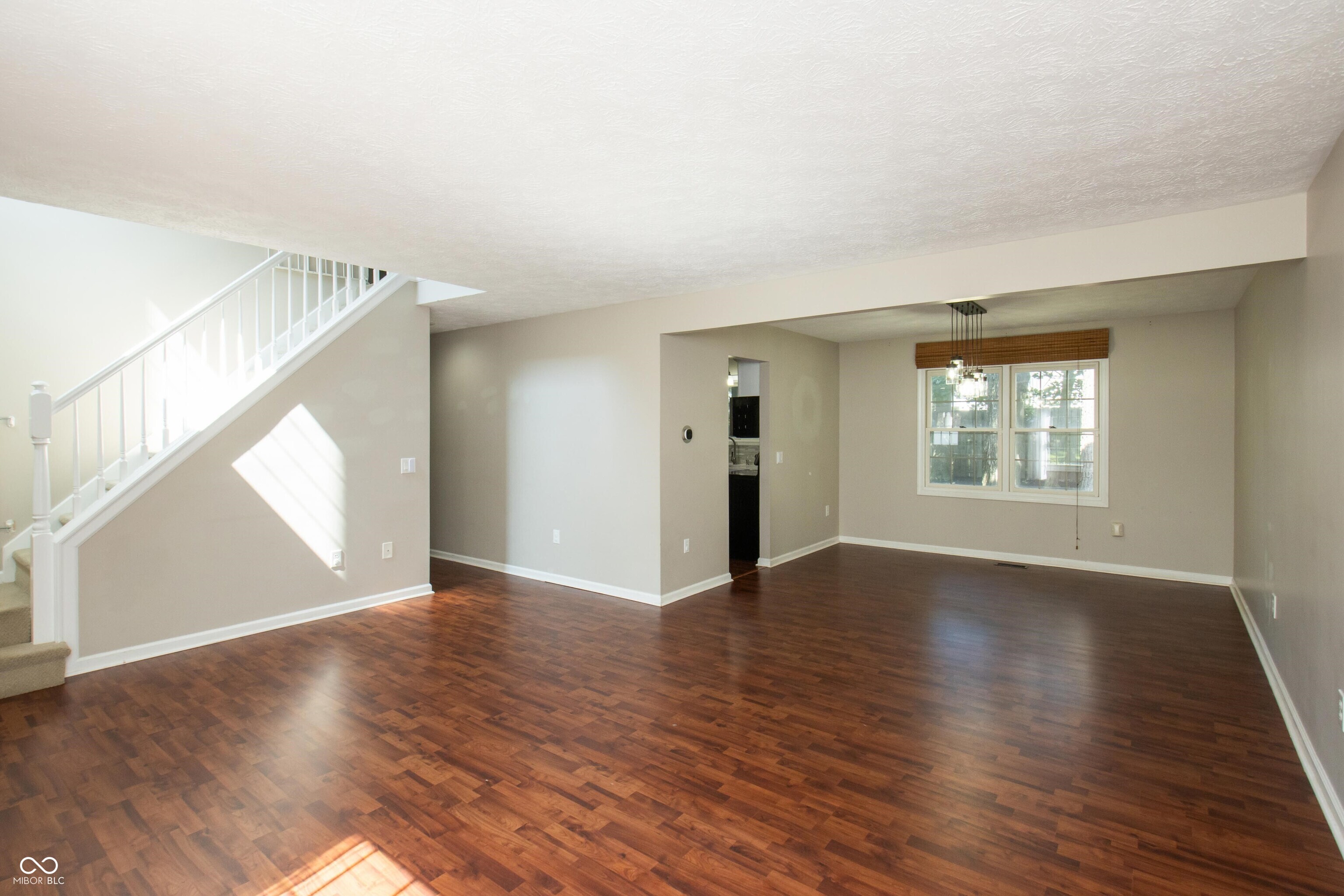 6465 Robinsrock Drive