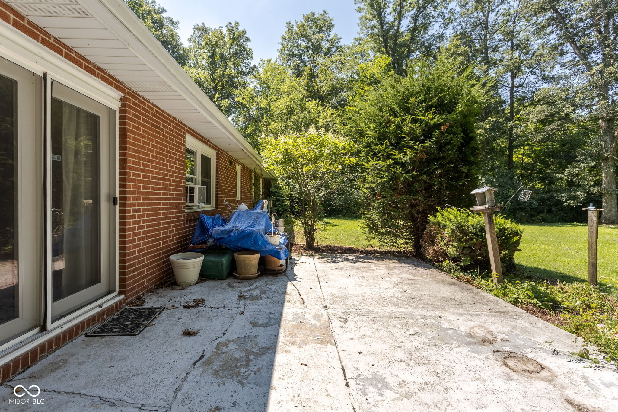 1301 N County Road 650 E