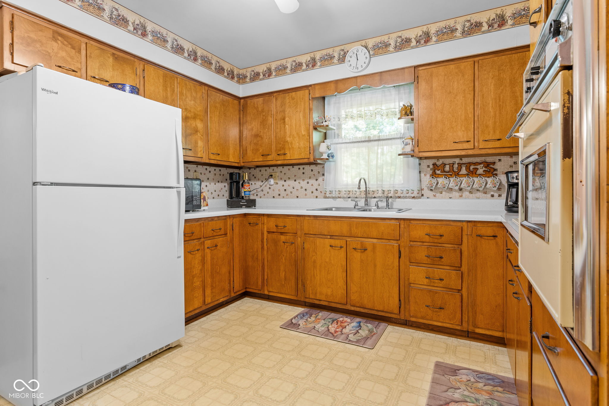 1301 N County Road 650 E