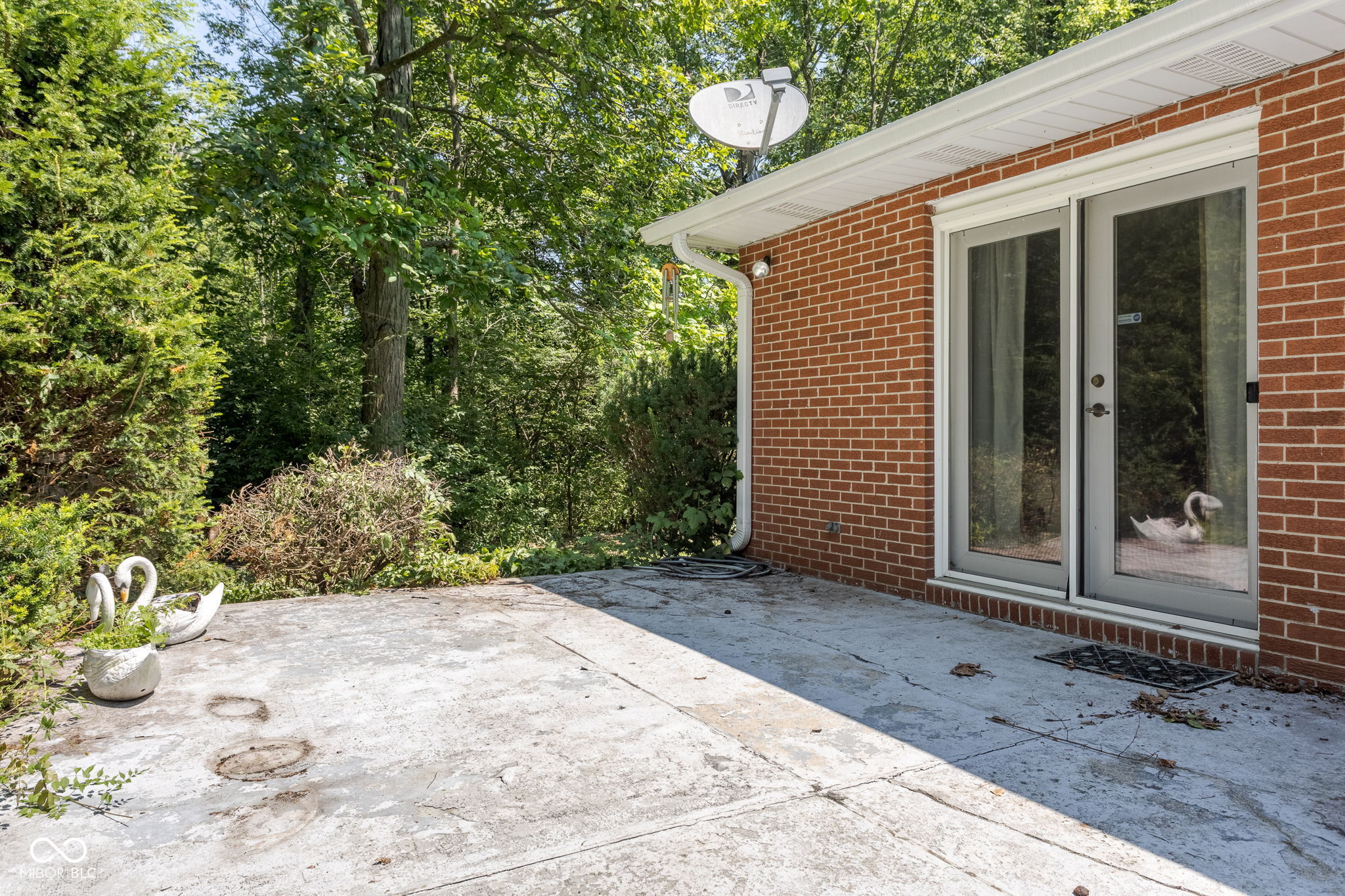 1301 N County Road 650 E