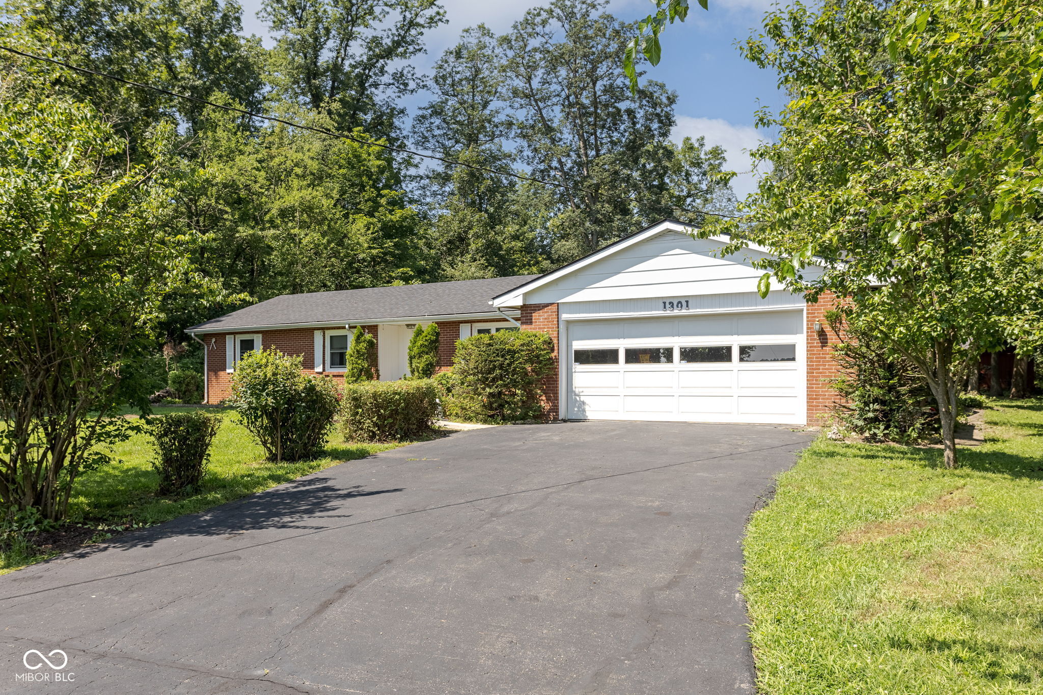 1301 N County Road 650 E