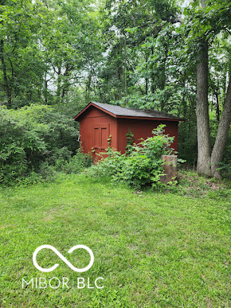 1301 N County Road 650 E