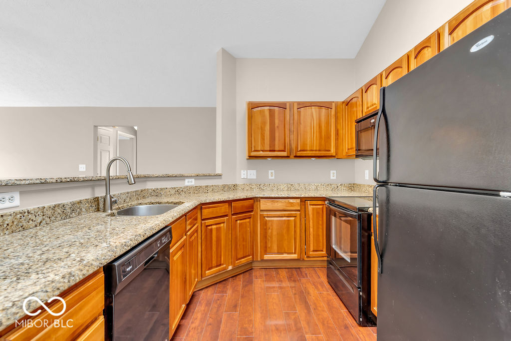 1139 Fernwood Way