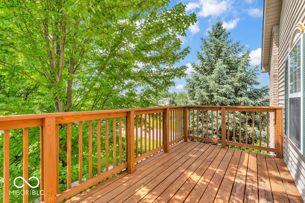 1139 Fernwood Way