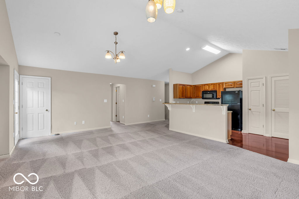1139 Fernwood Way