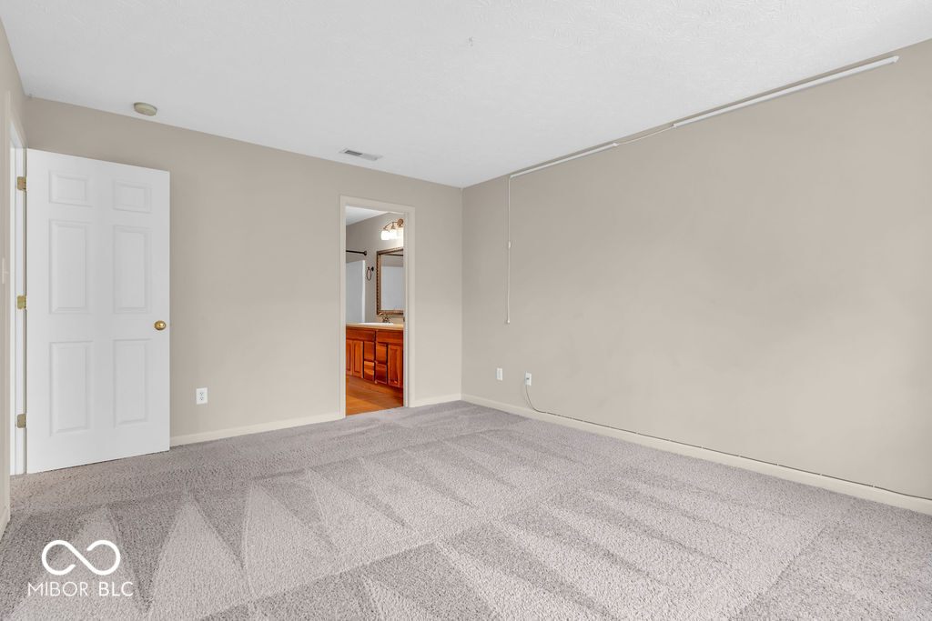 1139 Fernwood Way